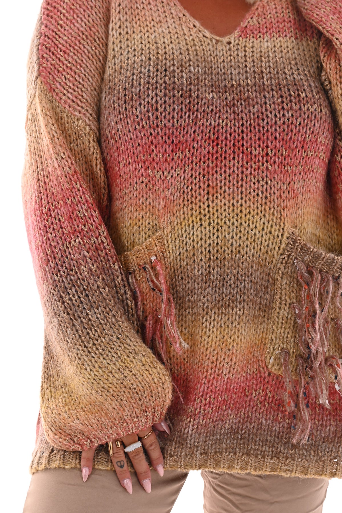 Gebreide trui gekleurd met franjes rood/beige