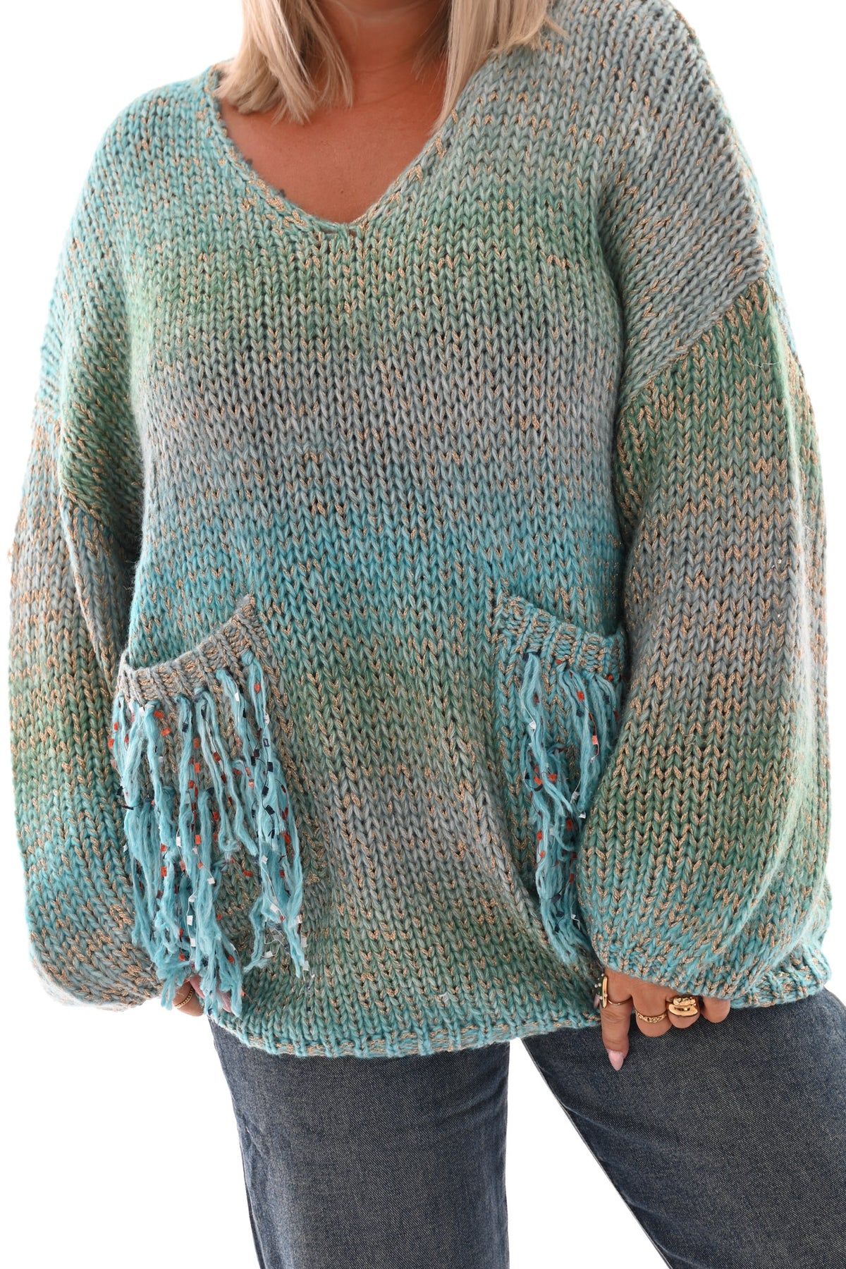 Gebreide trui gekleurd met franjes blauw
