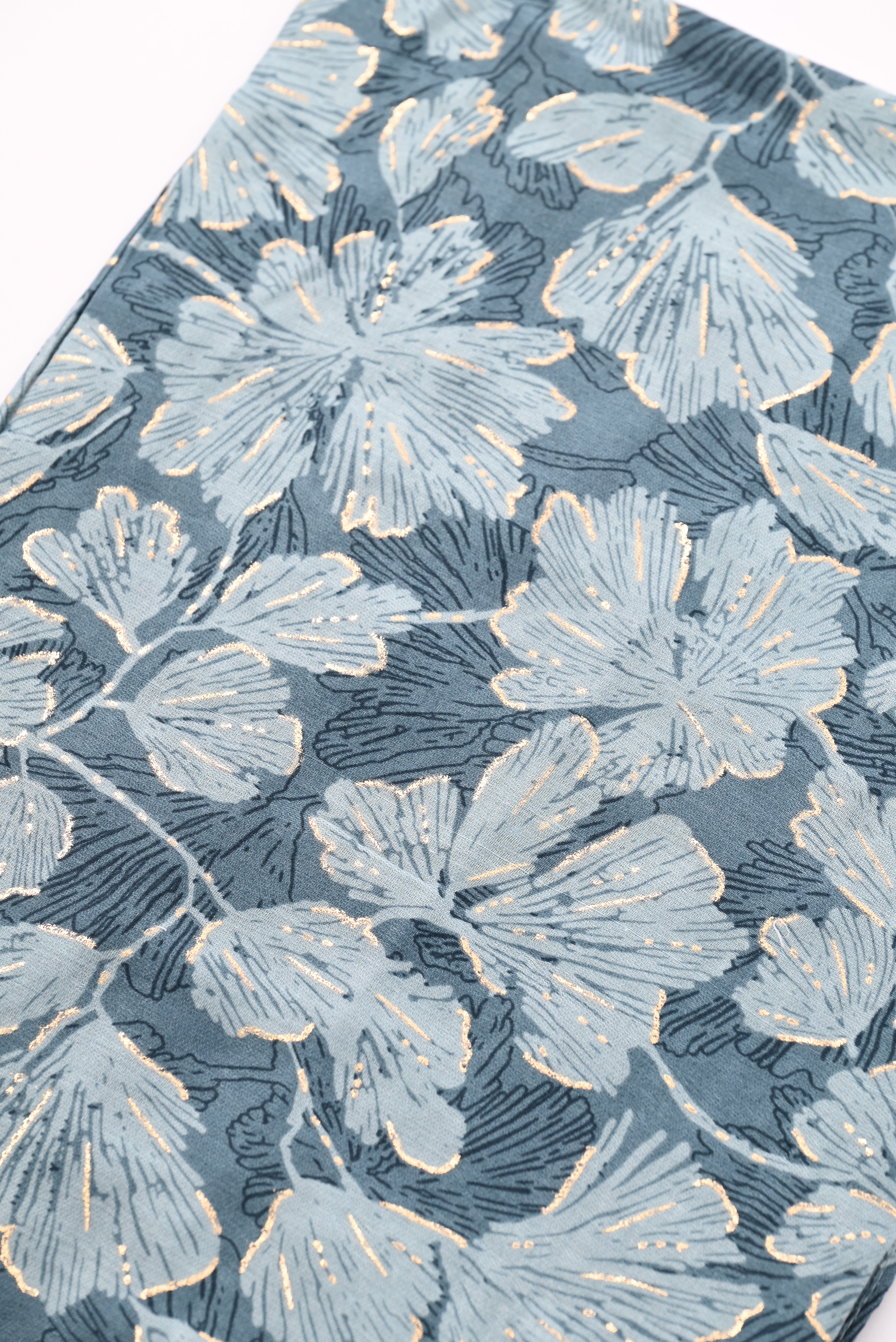 Sjaal fijne bloemen petrol