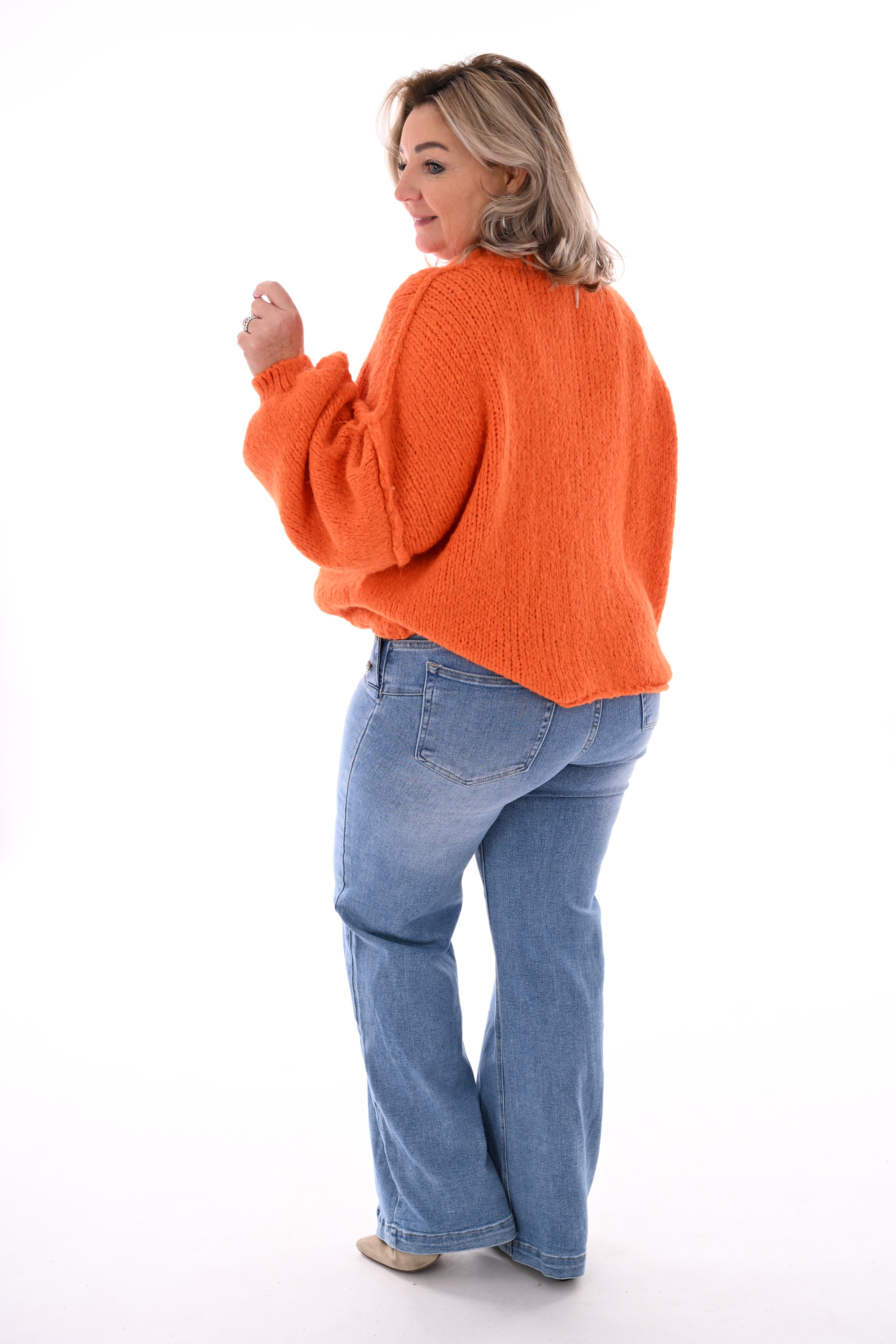 Grof gebreid vest met knopen oranje