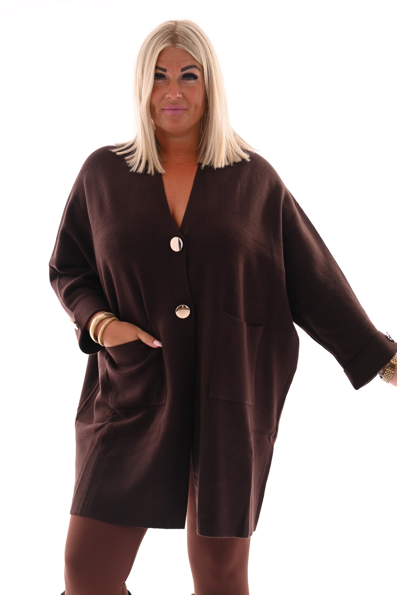 Oversized vest v-hals en grote knopen donkerbruin