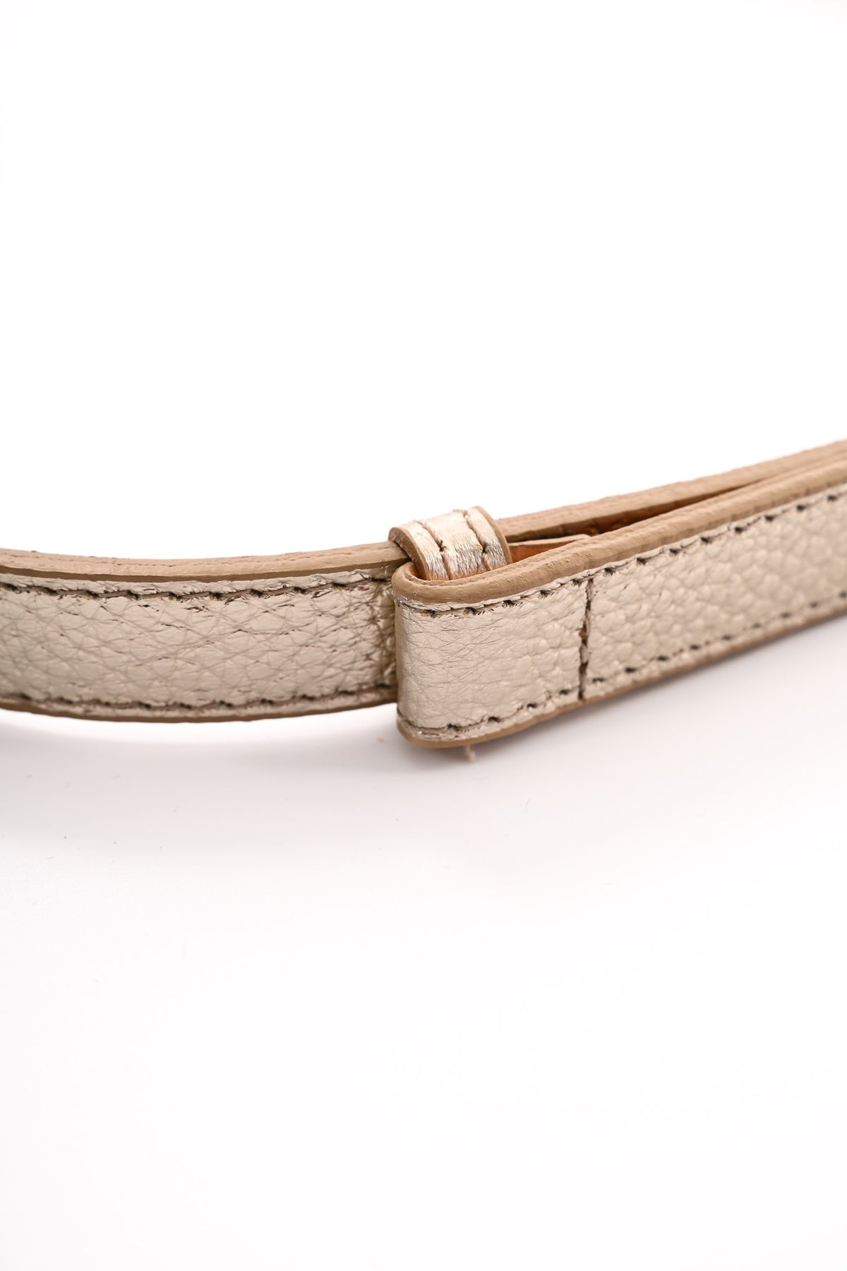 Leren smalle riem met gesp goud