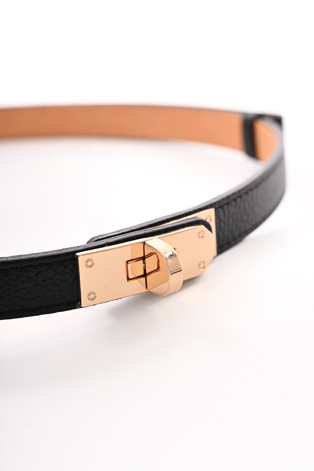 Leren smalle riem met gesp zwart