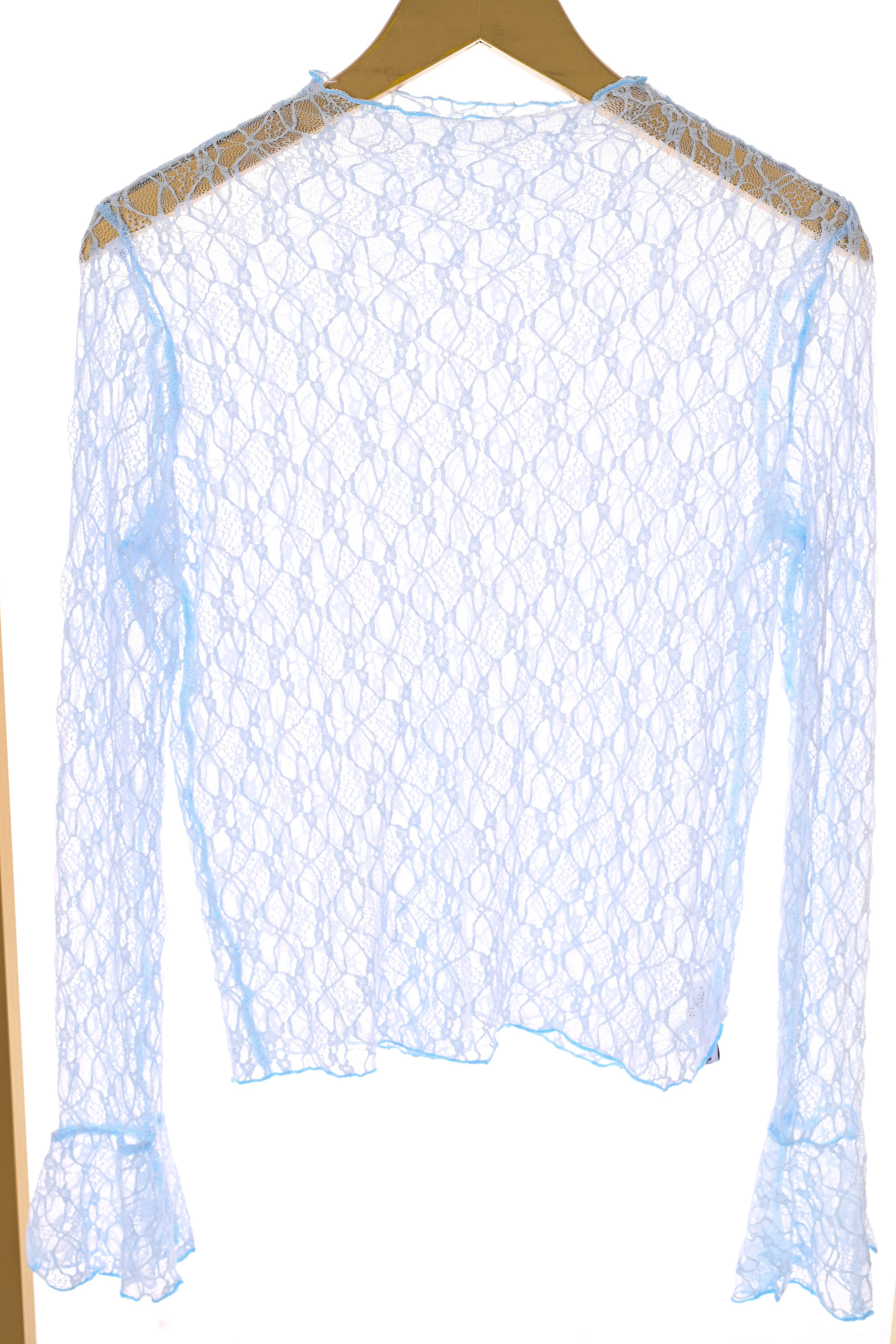 Kanten top trompetmouwen lichtblauw