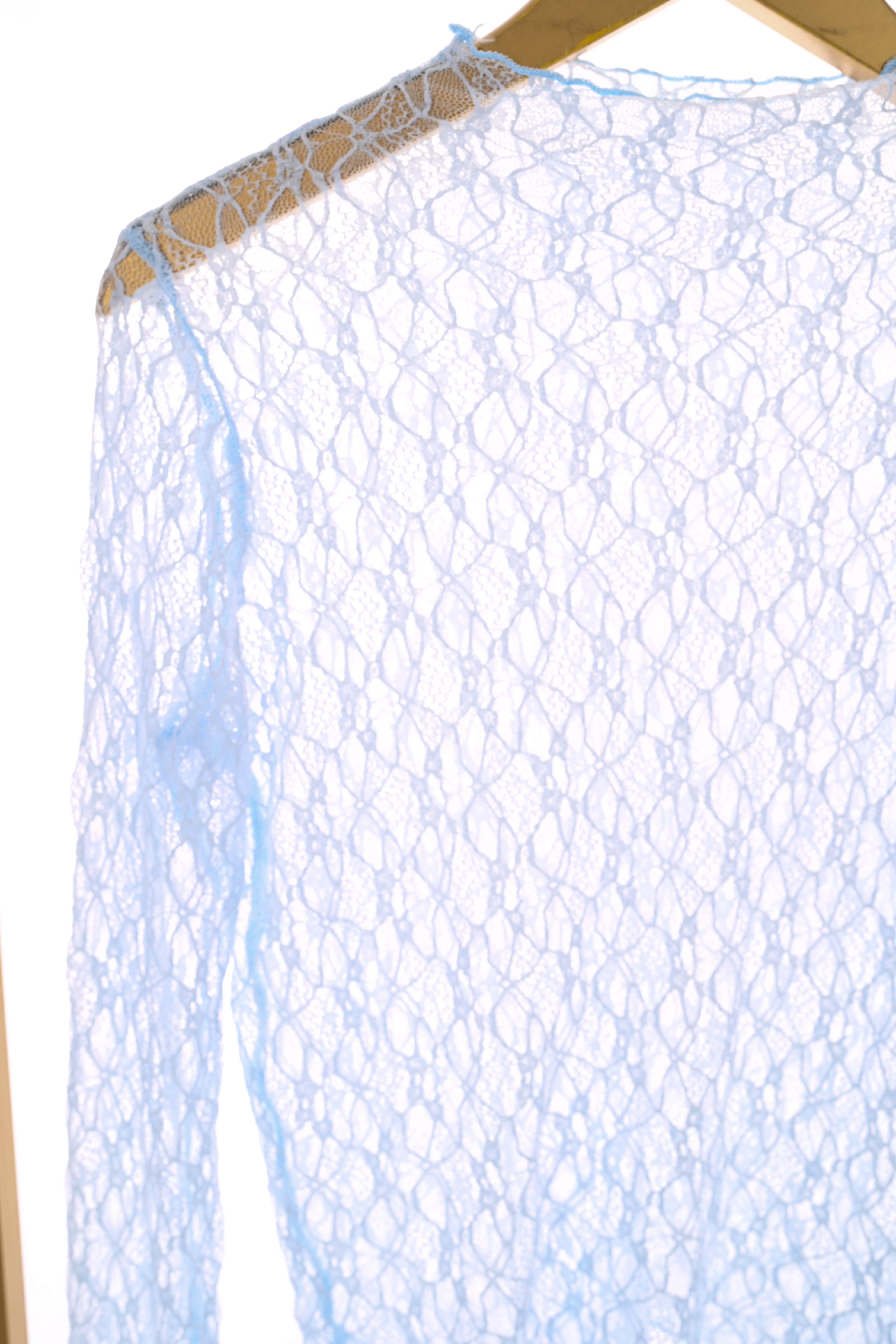 Kanten top trompetmouwen lichtblauw