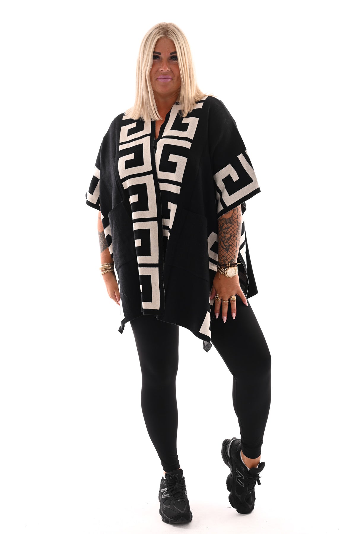 Half lang vest geometrisch zwart