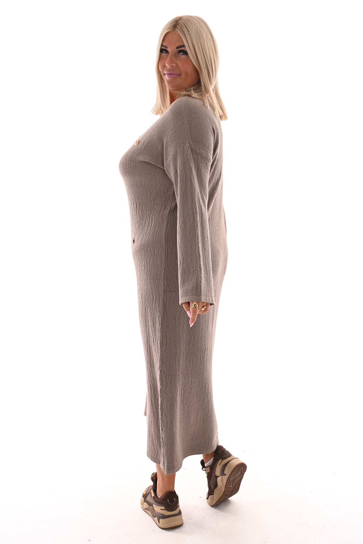Lange jurk met knopen taupe