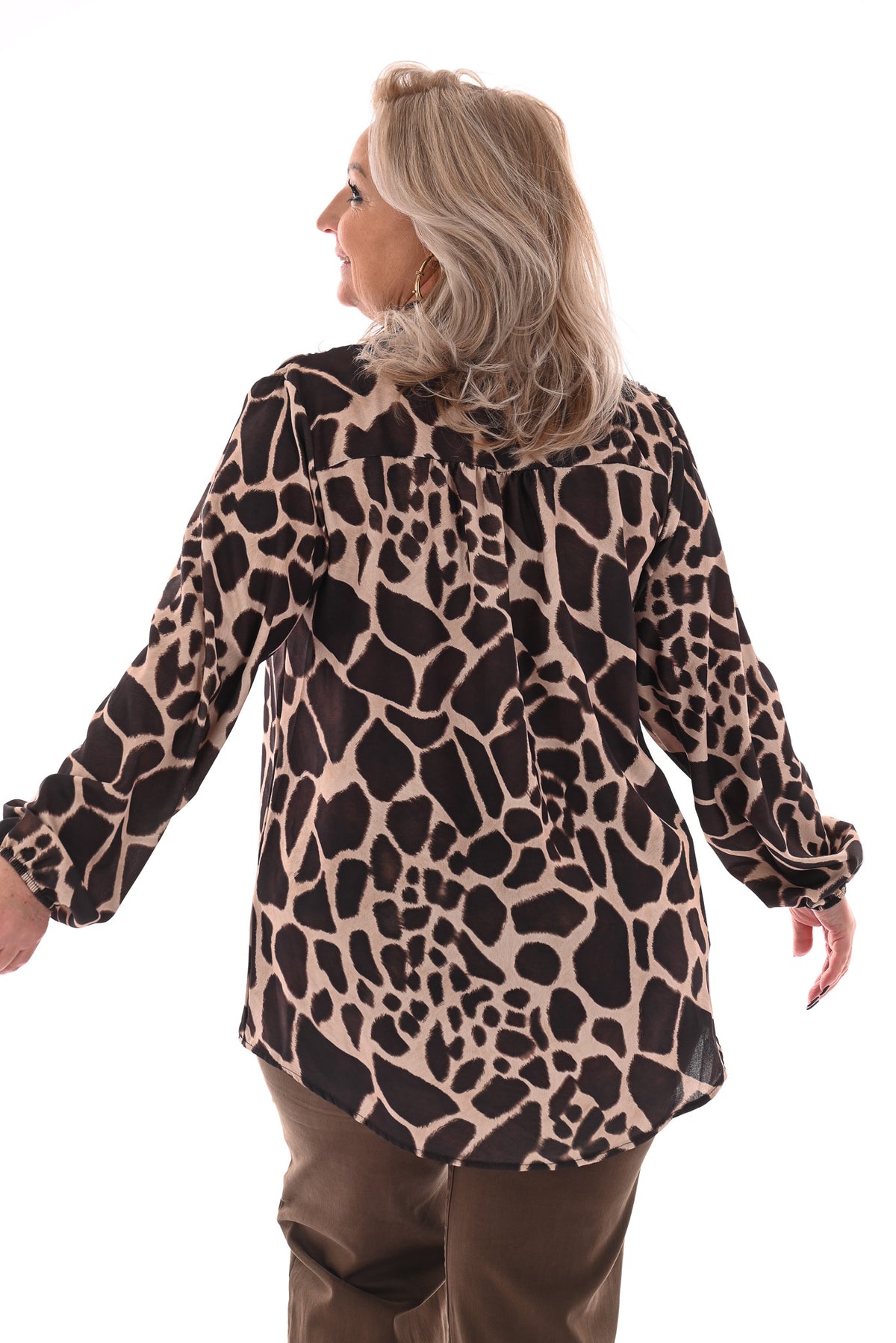 Blouse met strik print giraffe donkerbruin