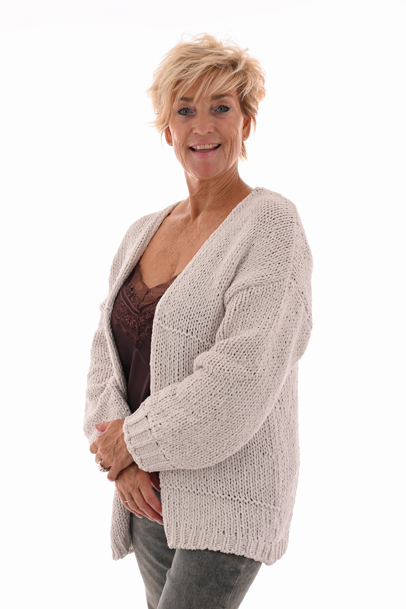 Kort grof gebreid vest pofmouwen wit