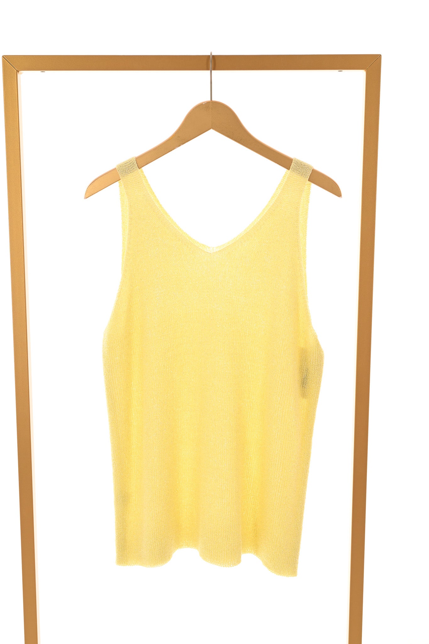 Hemdje lurex v-hals lichtgeel