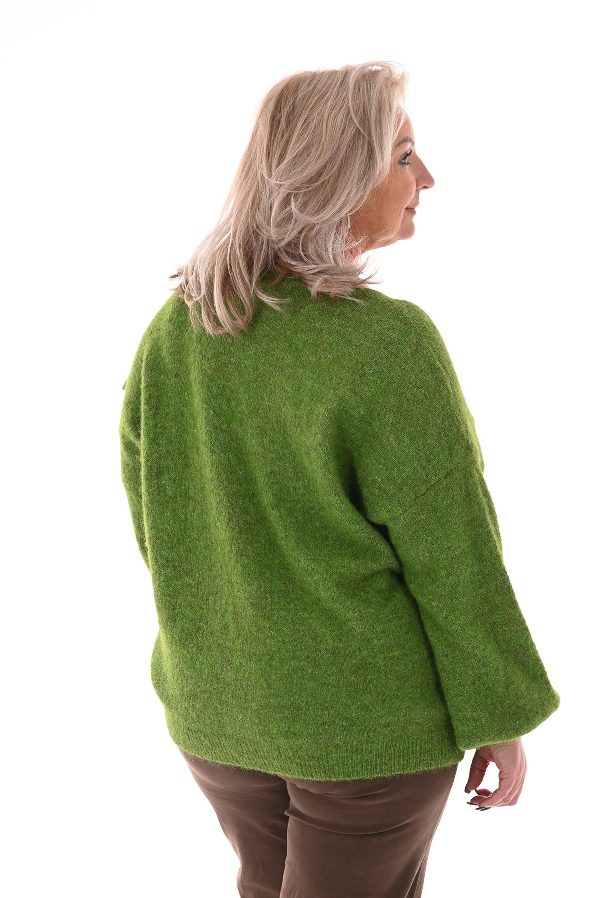 Fijn gebreide basic trui v-hals appelgroen