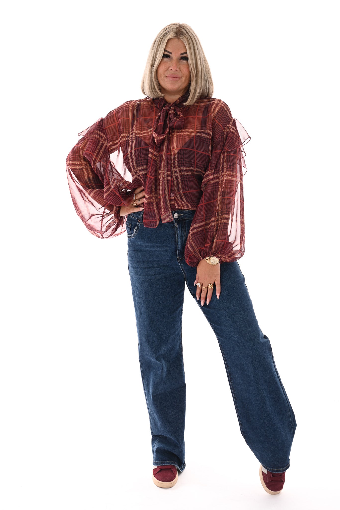 Doorknoop blouse ruitprint roezels aubergine