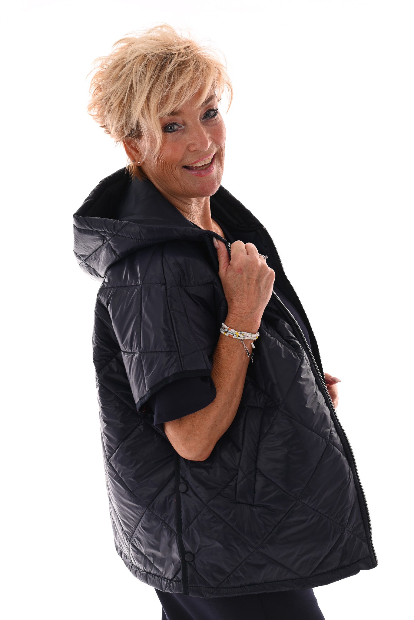 Korte bodywarmer met capuchon marineblauw