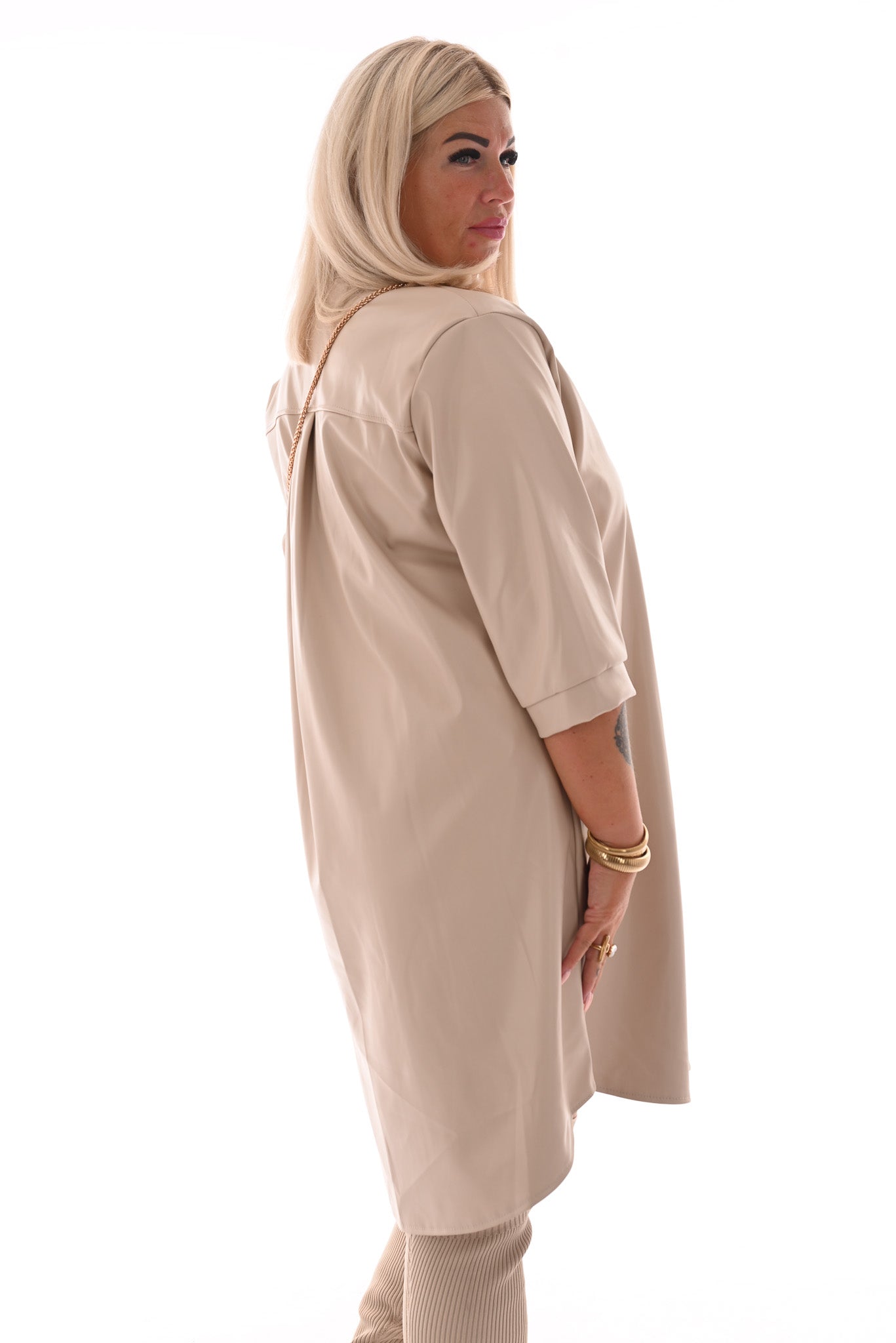 Leatherlook doorknoop jurk beige