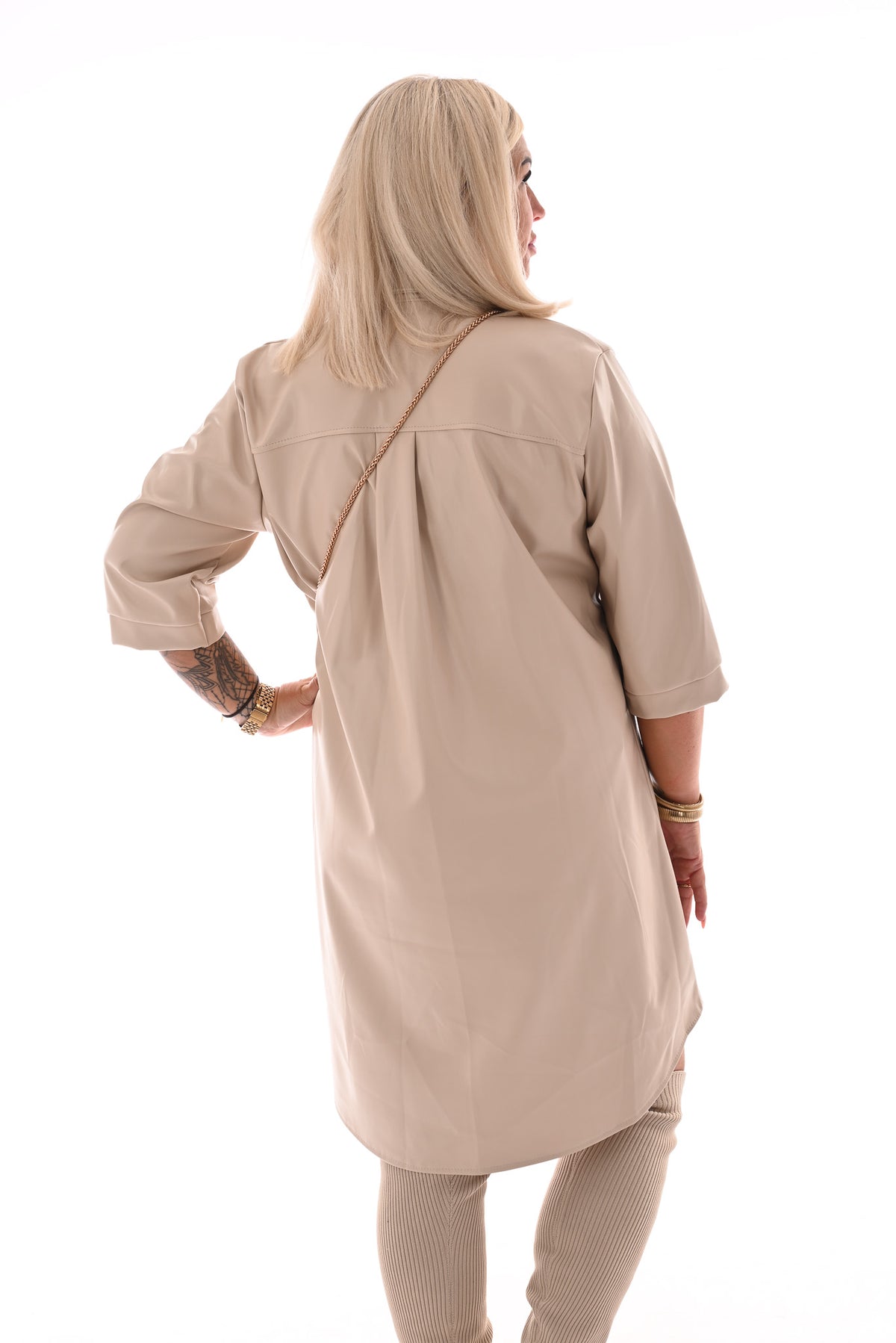 Leatherlook doorknoop jurk beige
