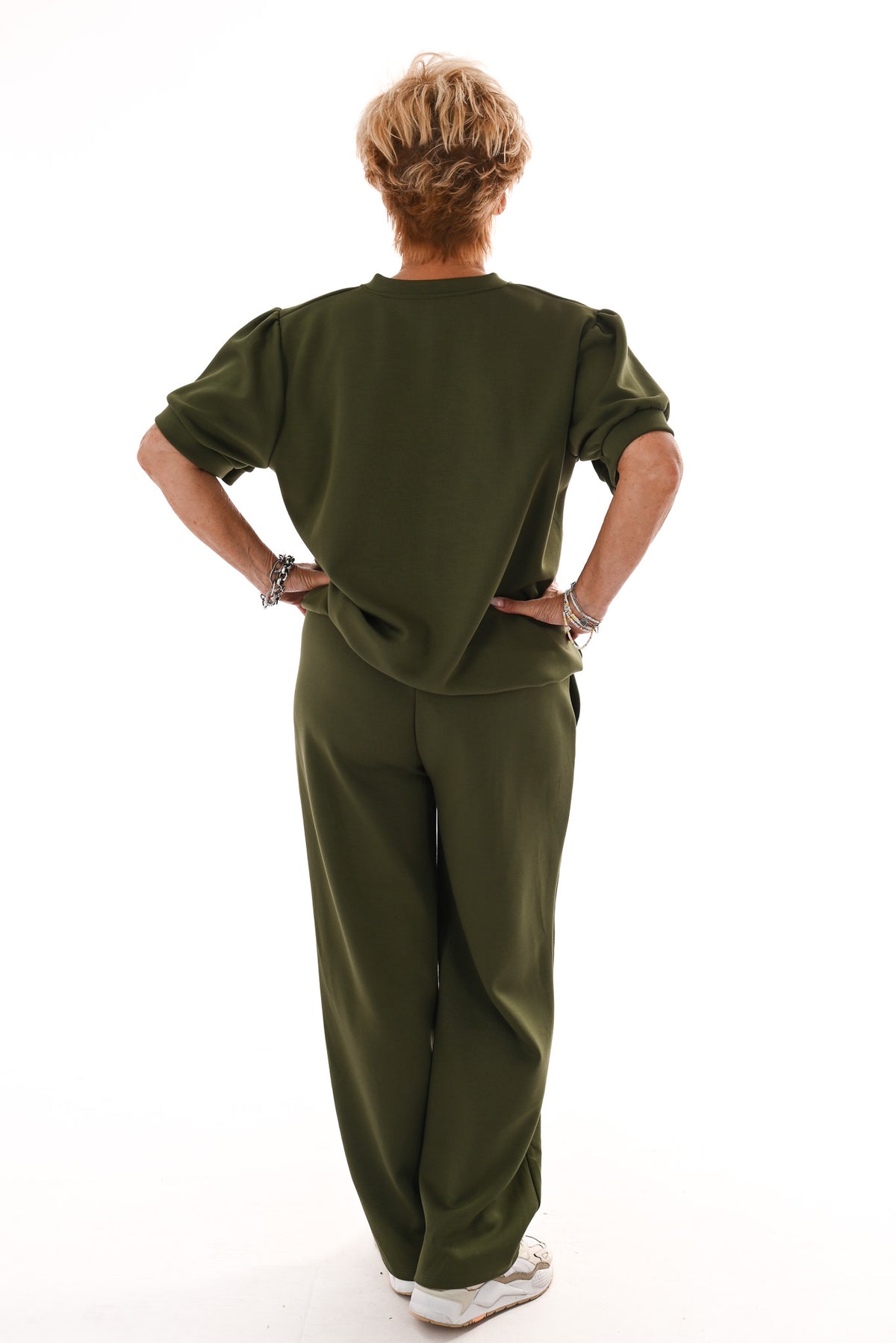 Tweedelig jogging set v-hals met boord uni legergroen