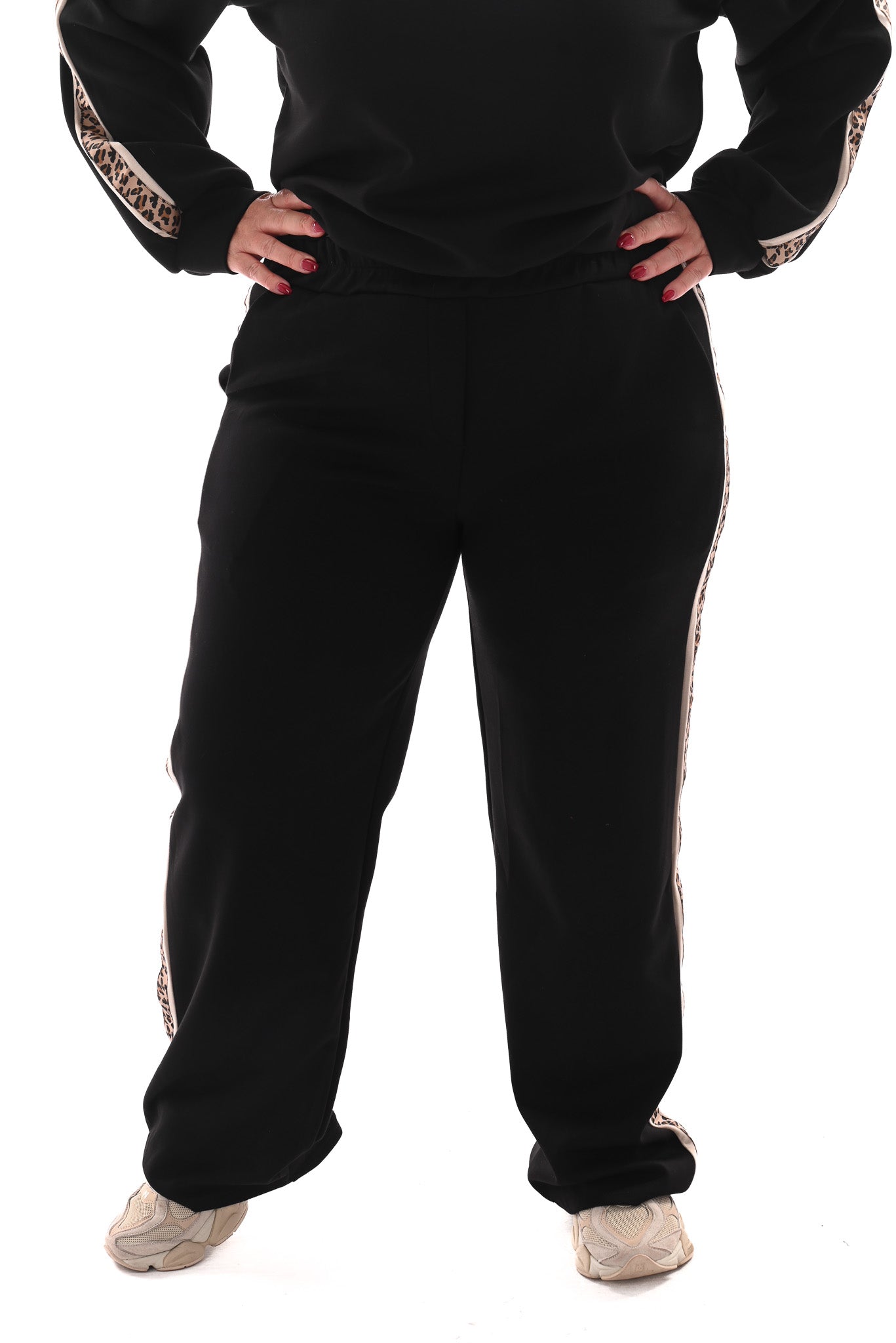 Tweedelig jogging set panterbies zwart