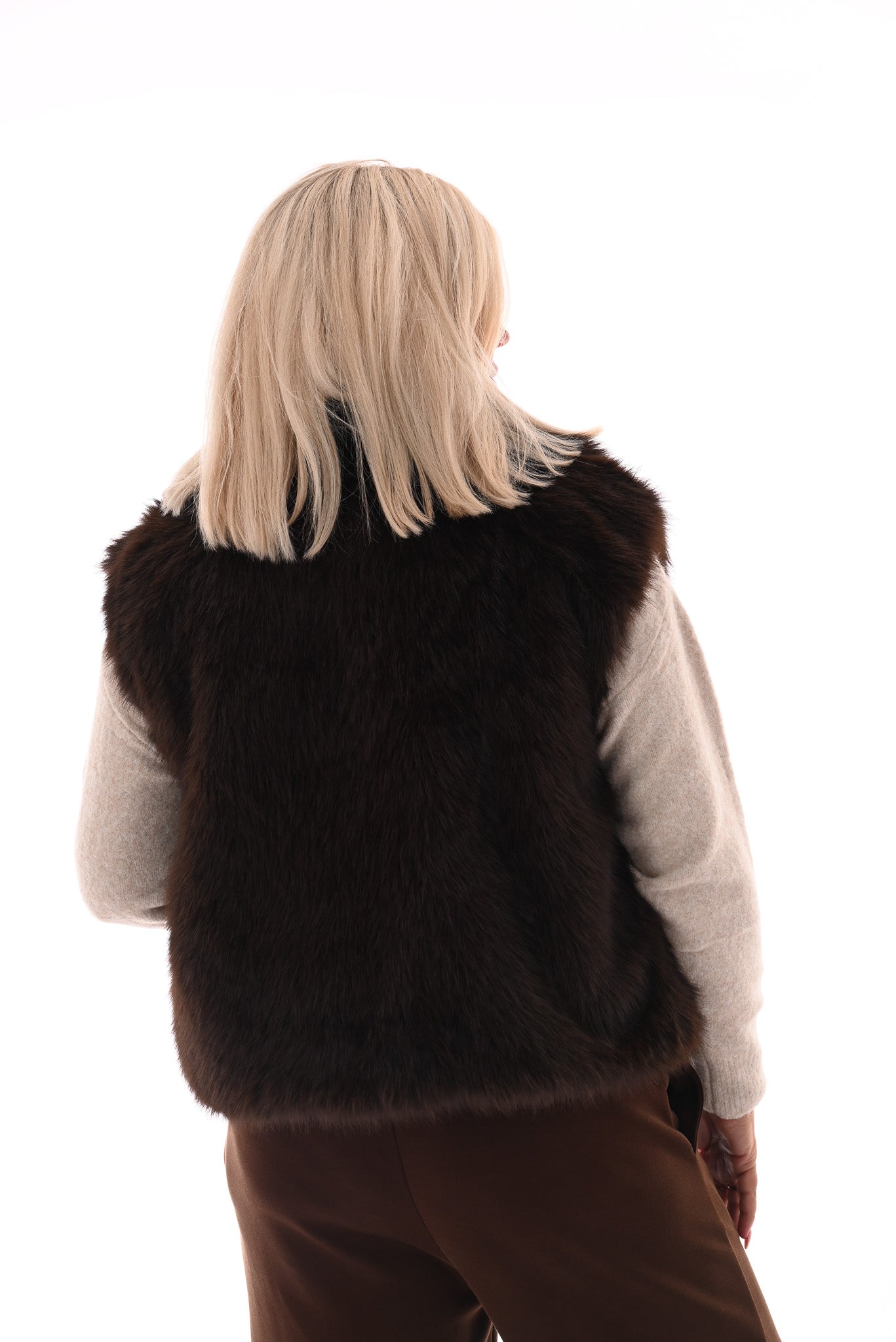 Faux fur bodywarmer met zakken donkerbruin
