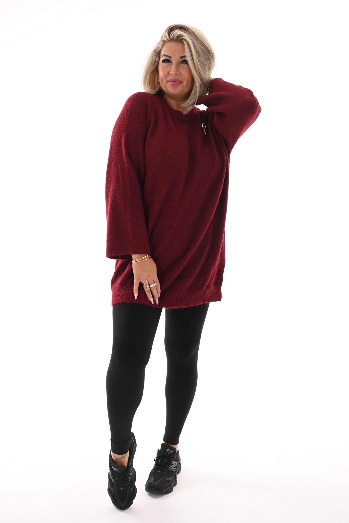 fijn gebreide trui met ronde hals bordeaux