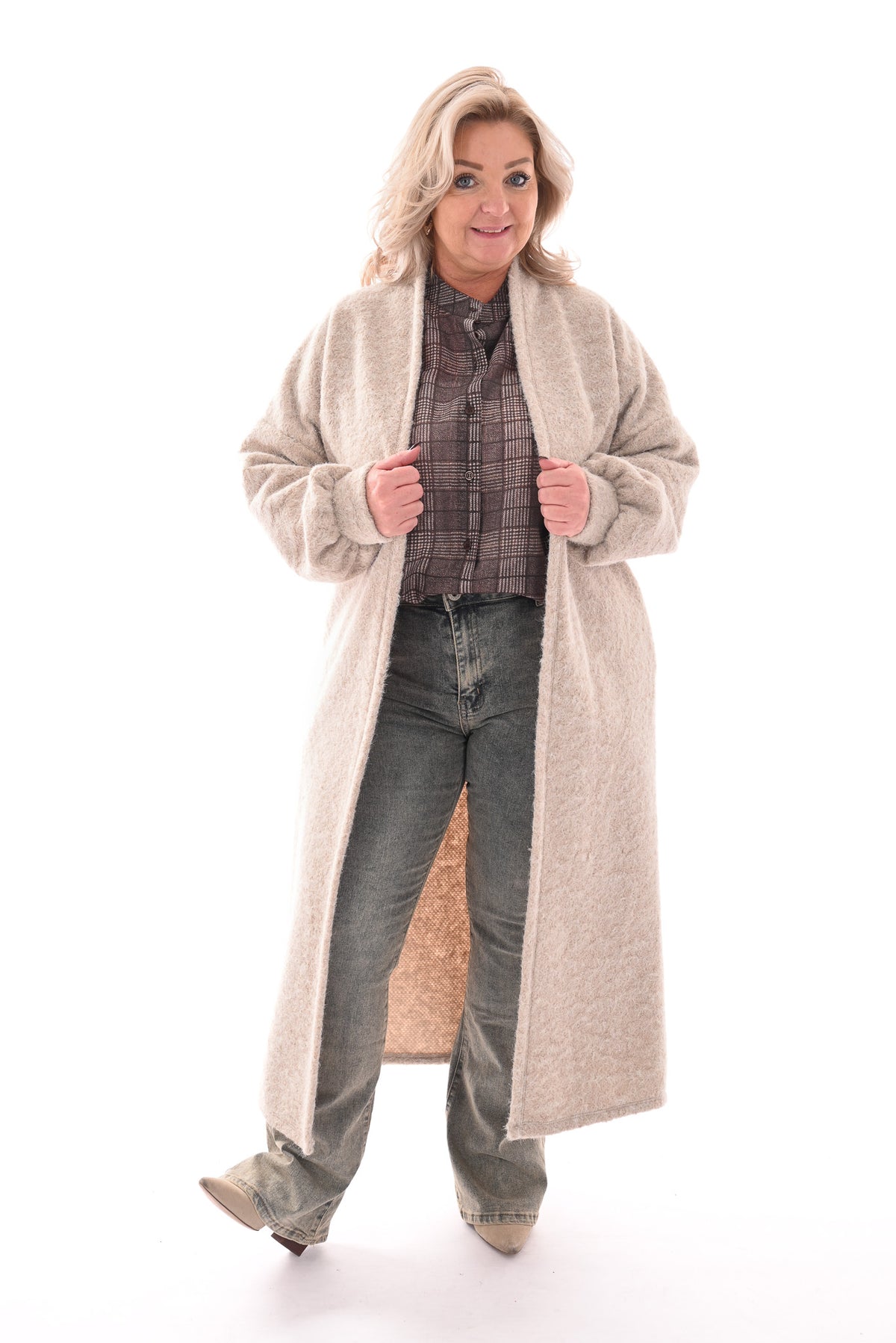 Wavy boucle vest lang beige