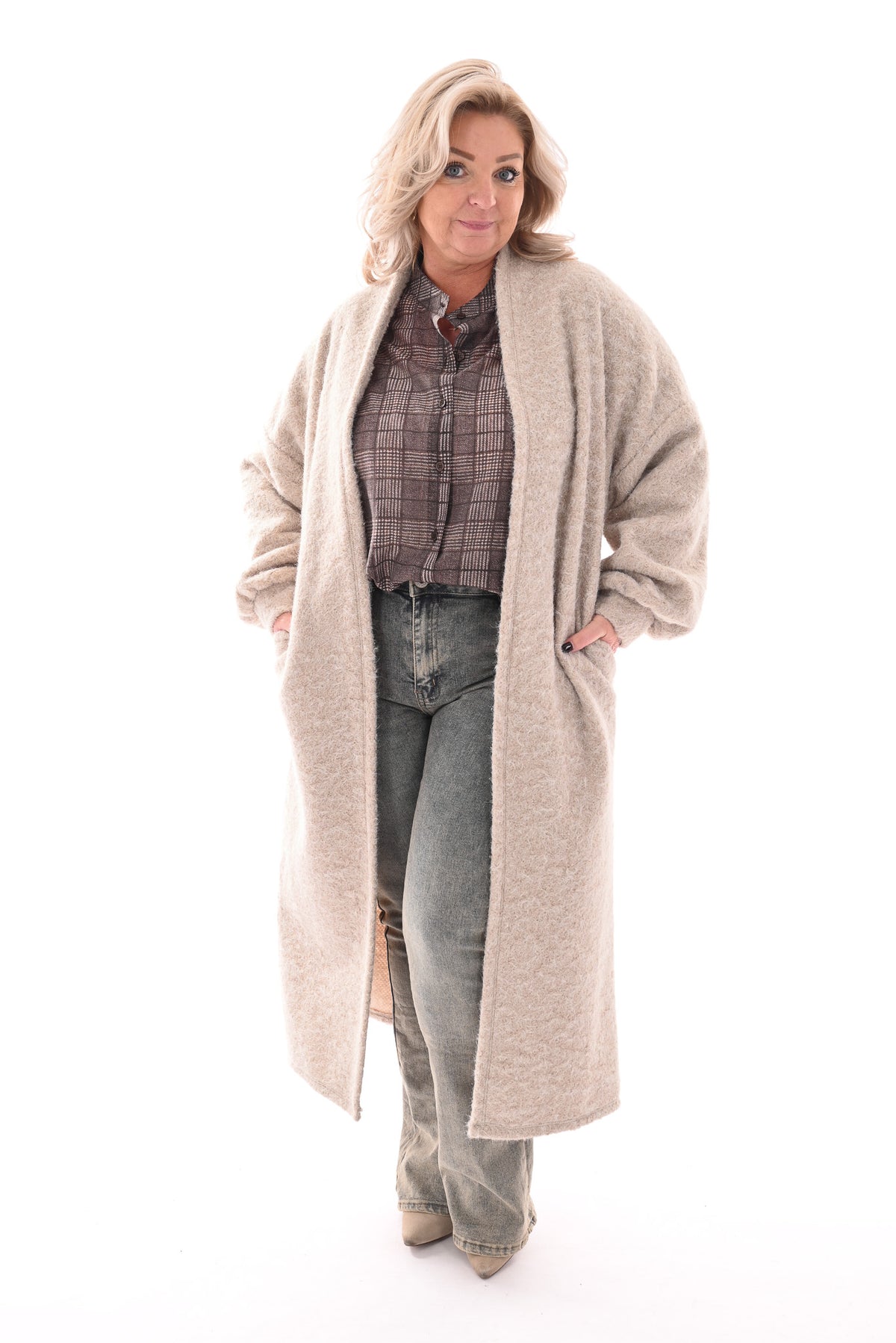 Wavy boucle vest lang beige