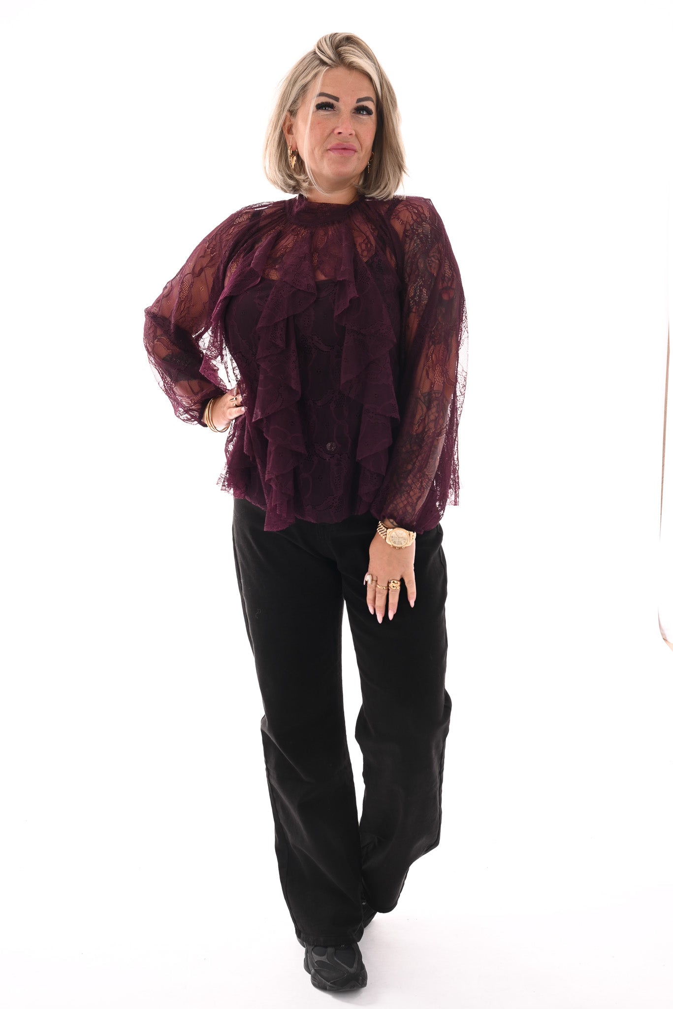 Kanten top roezels met strik achterkant aubergine