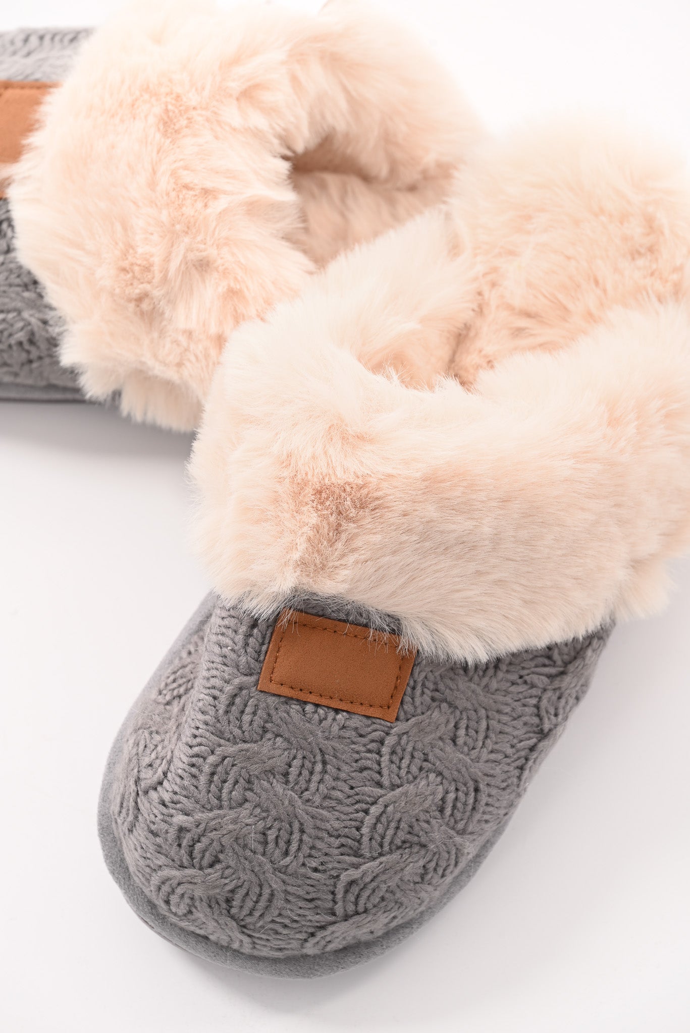 Grof gebreide pantoffels grijs