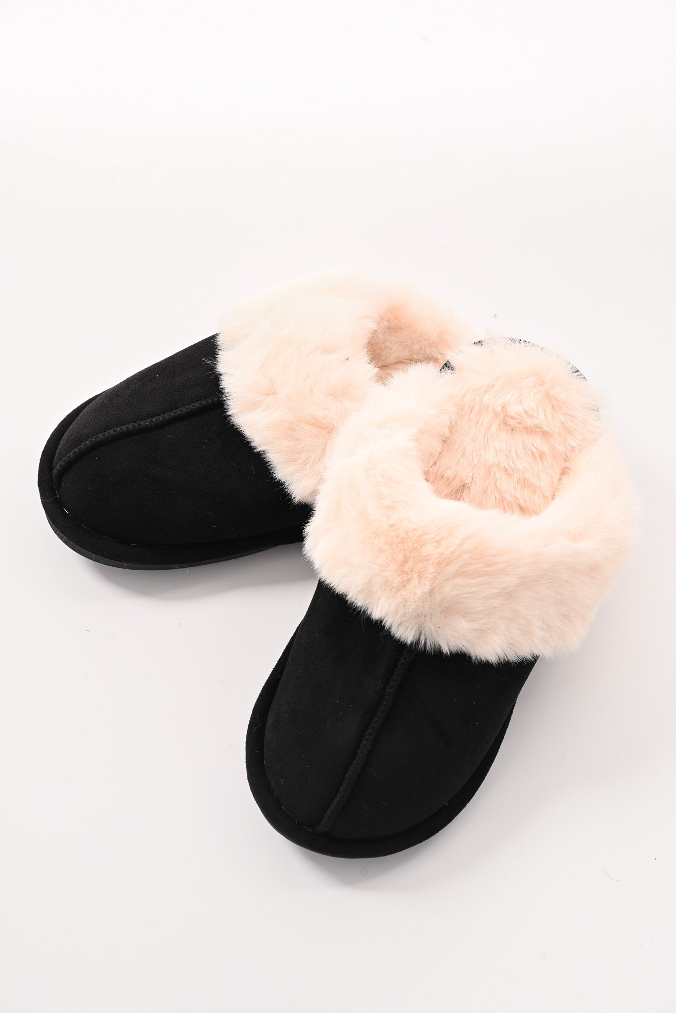 Furry pantoffels zwart