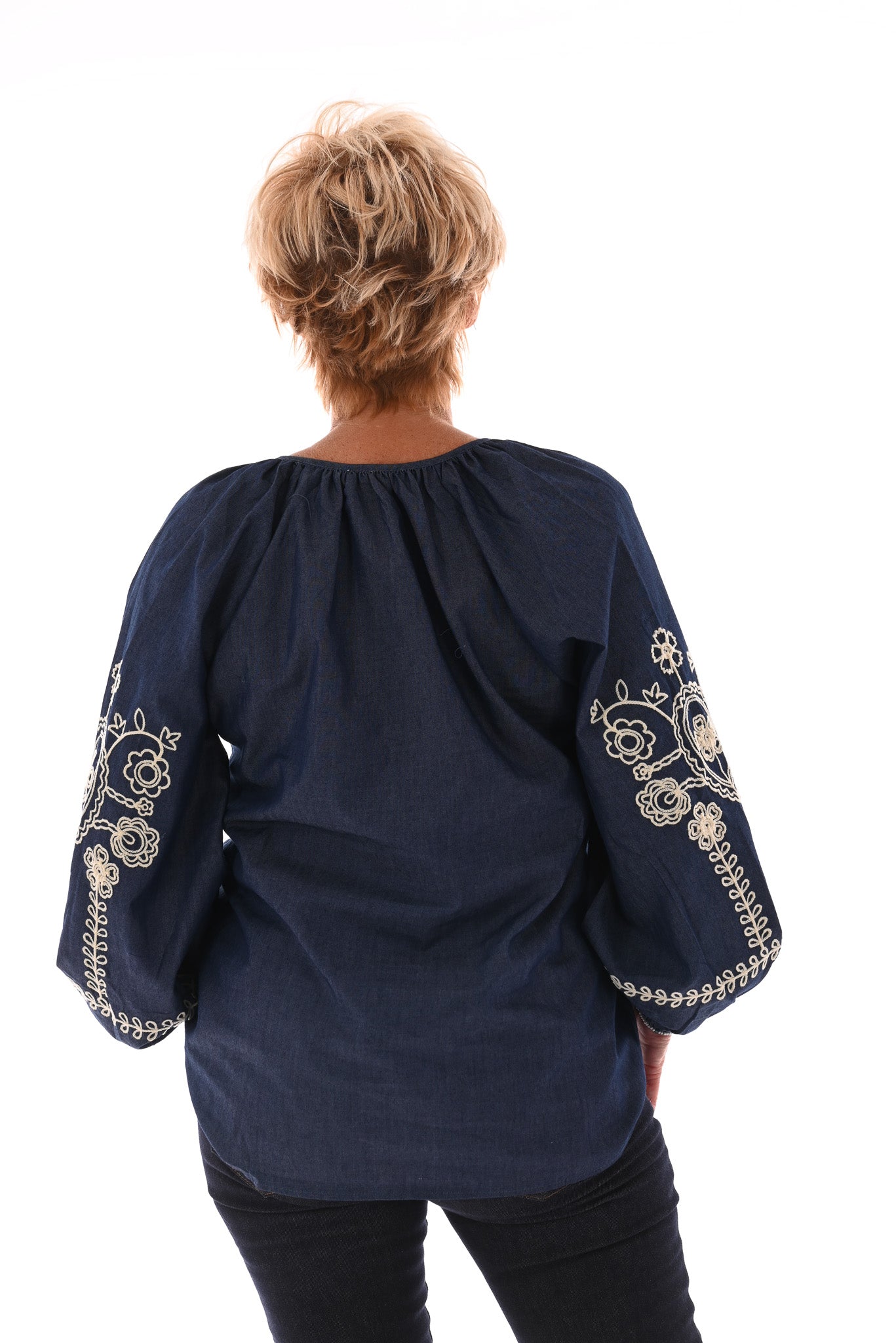 Blouse v-hals met geborduurde pofmouwen jeansblauw