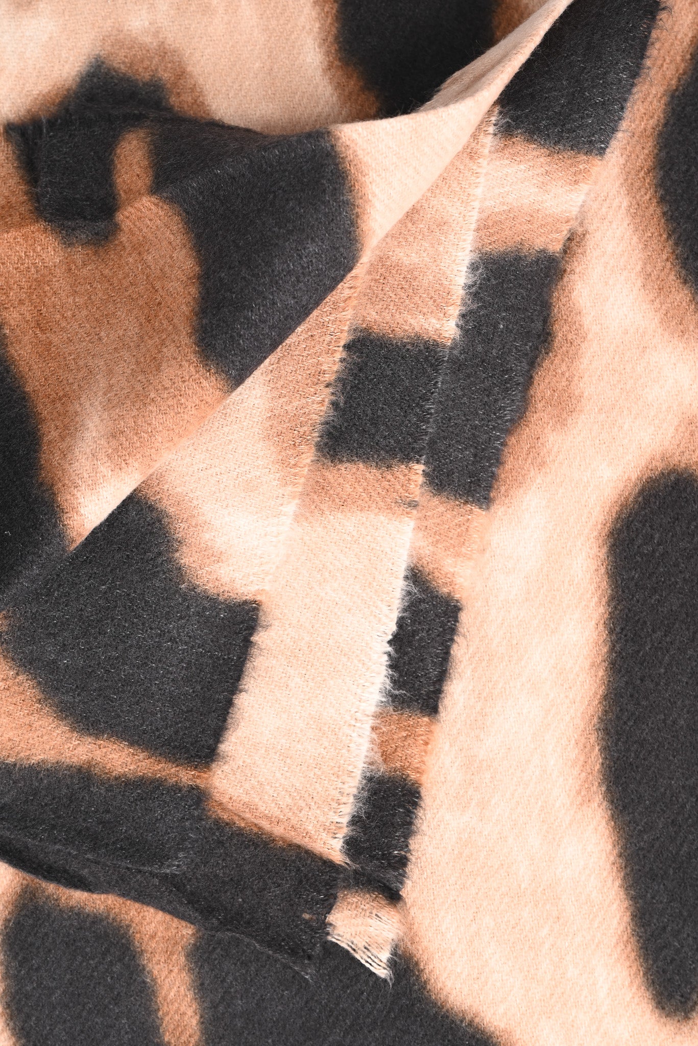 Sjaal grote panter camel