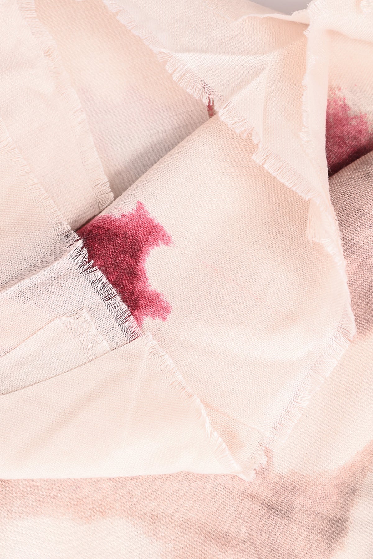 Sjaal bladeren print bordeaux