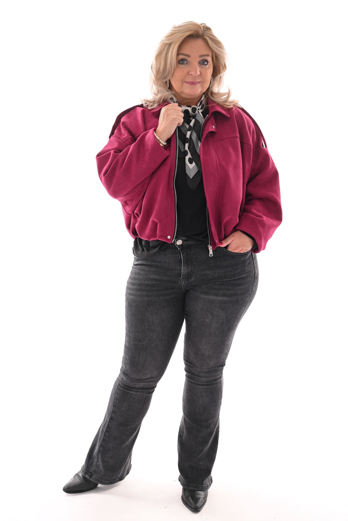 Suedelook bomber jack met streep cherryred