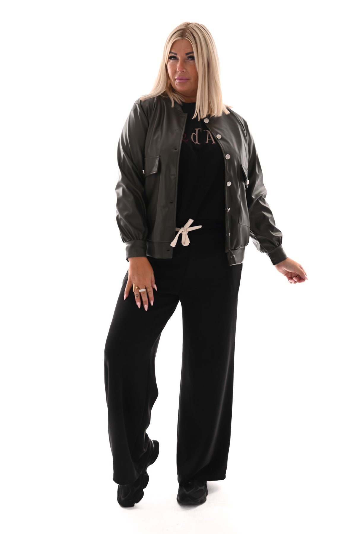 Leatherlook bomber jack met knopen olijfgroen