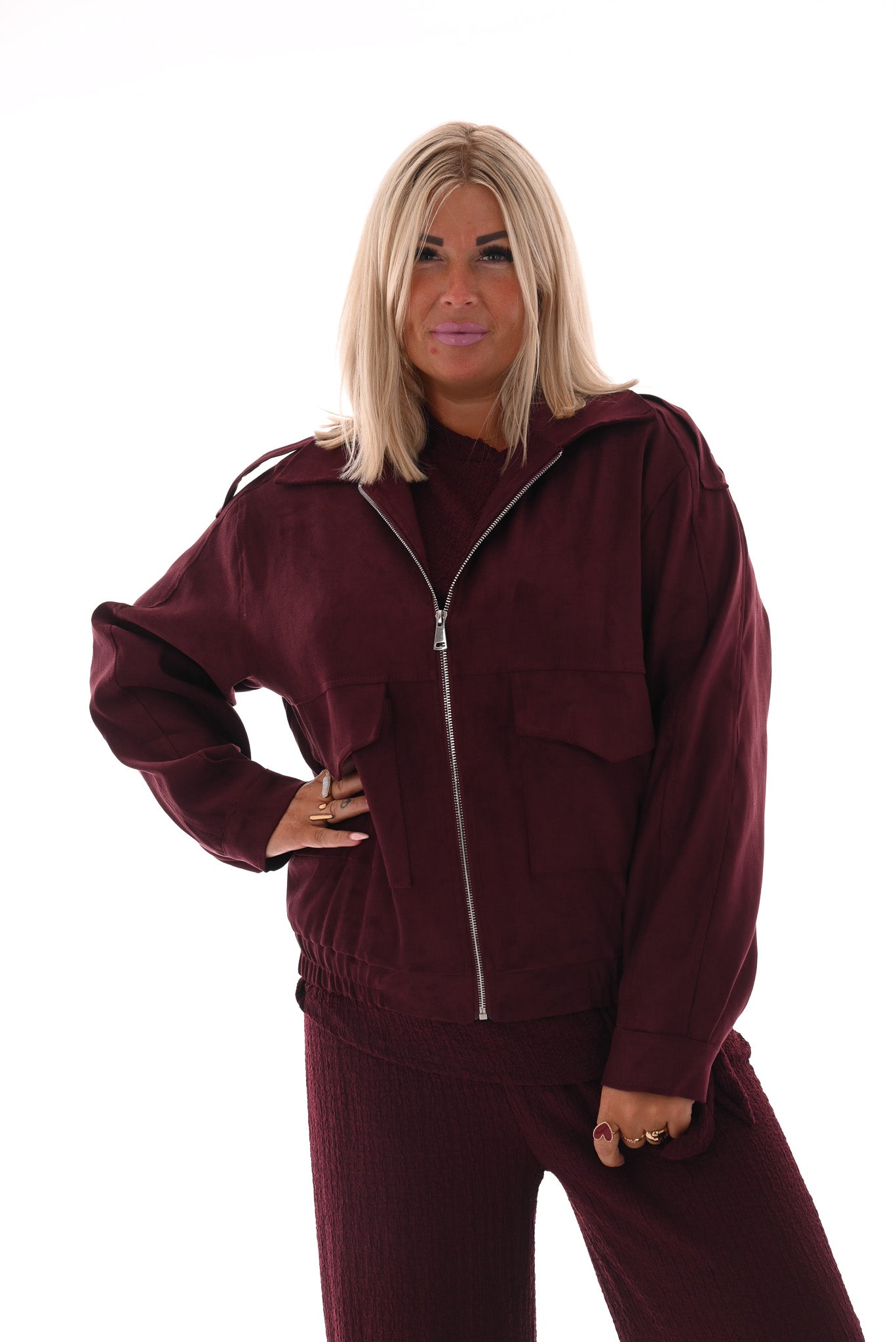Suedelook bomber jack met zakken aubergine
