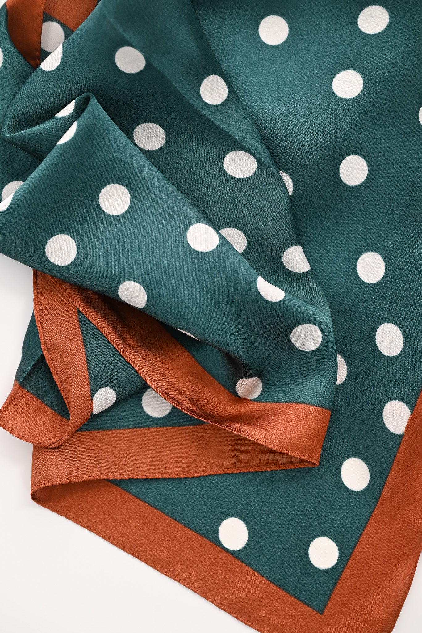 Kort sjaaltje dots groen/camel