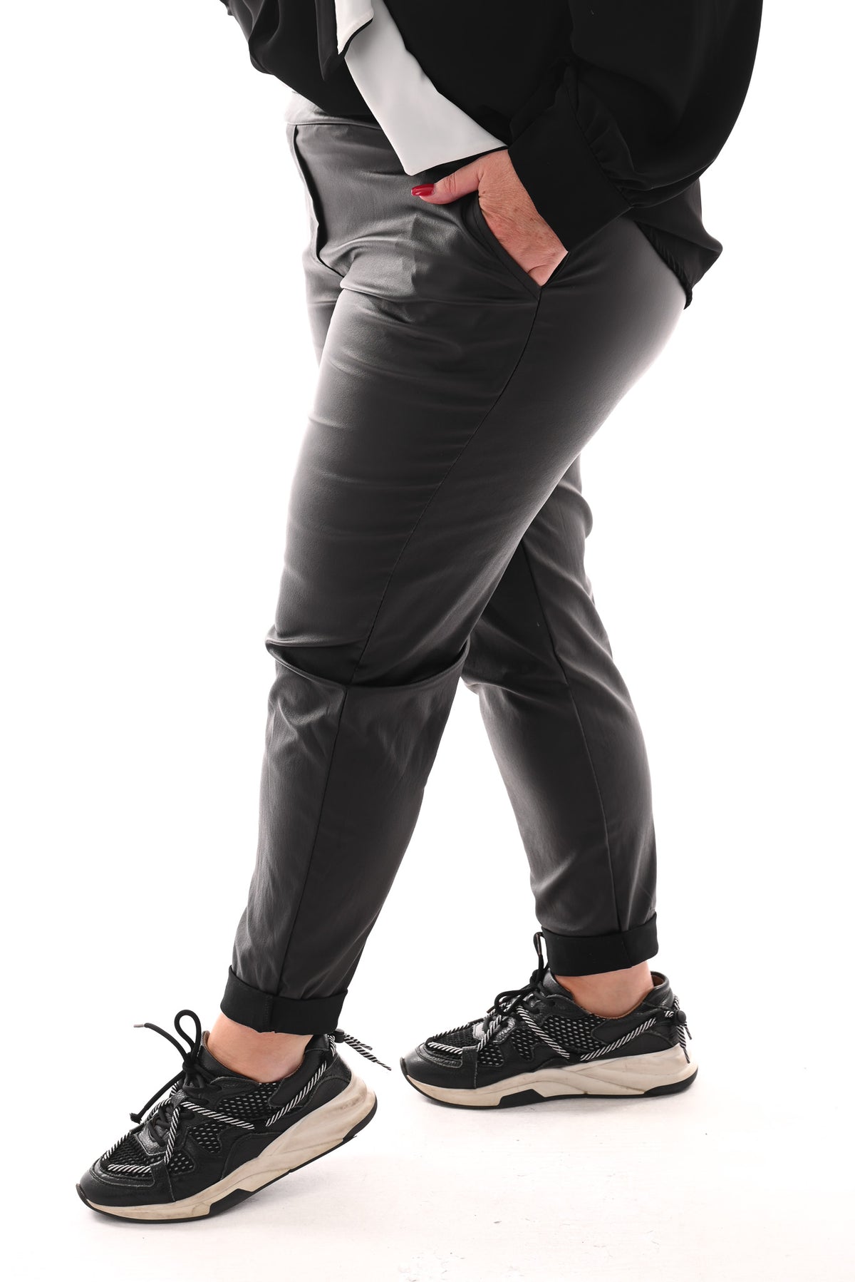 Leatherlook jogger zwart