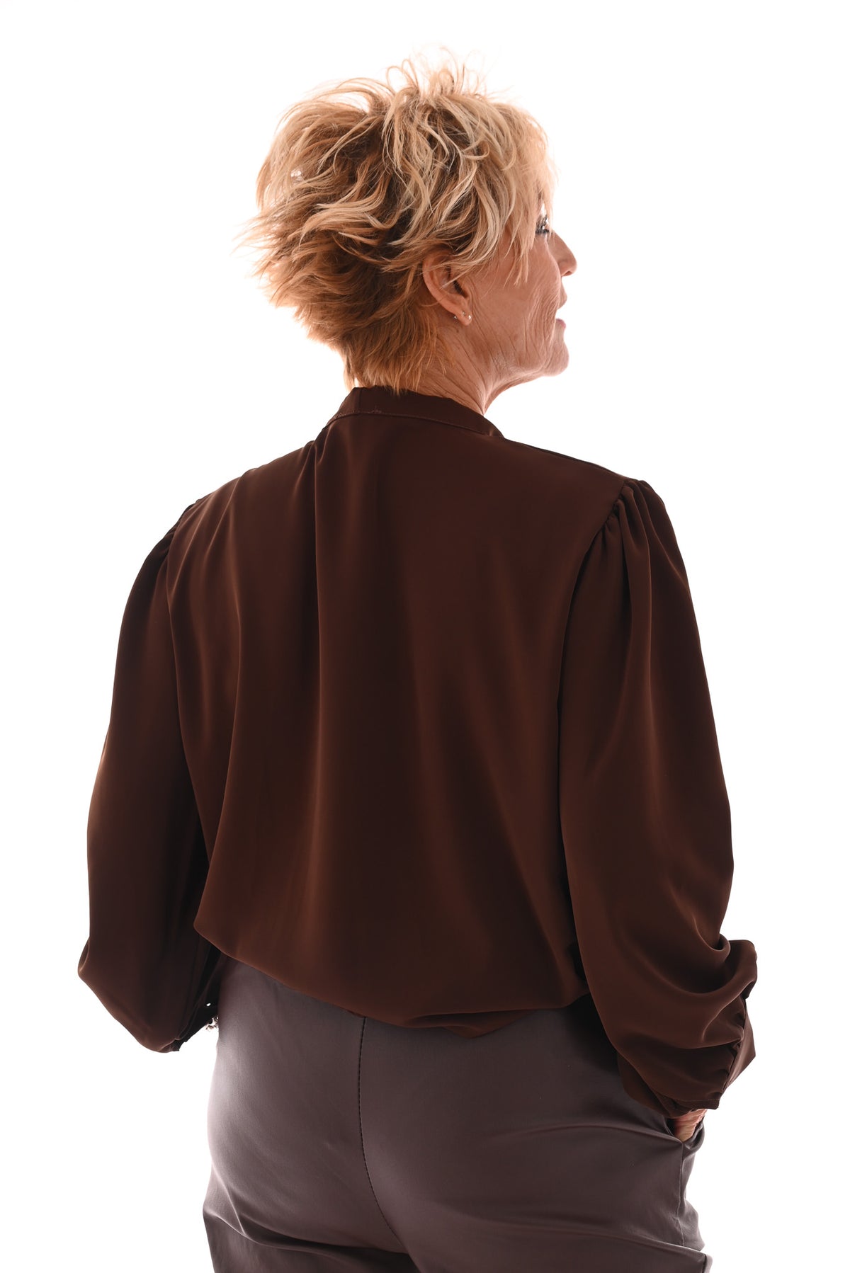 Blouse met hals strik bruin