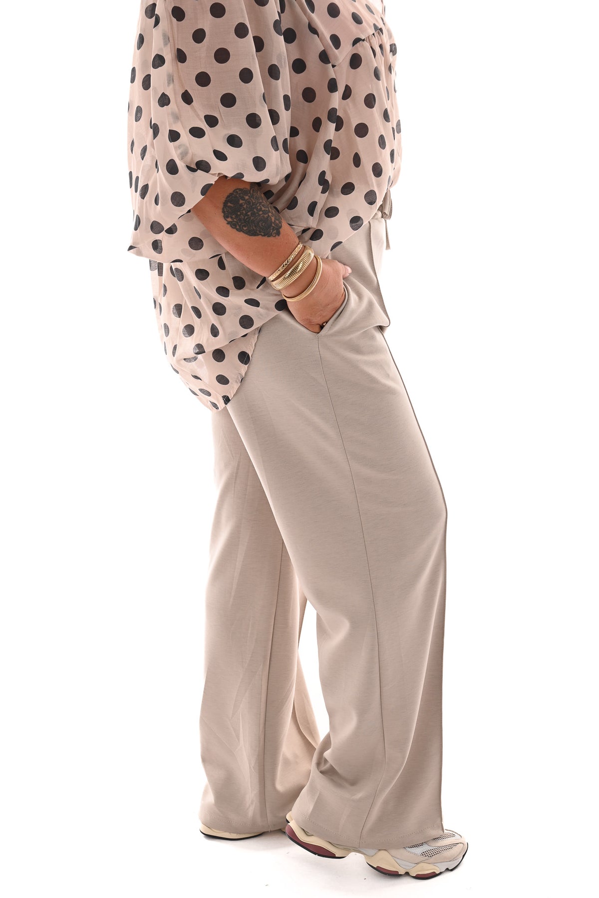 Wide leg joggingsbroek met naad beige