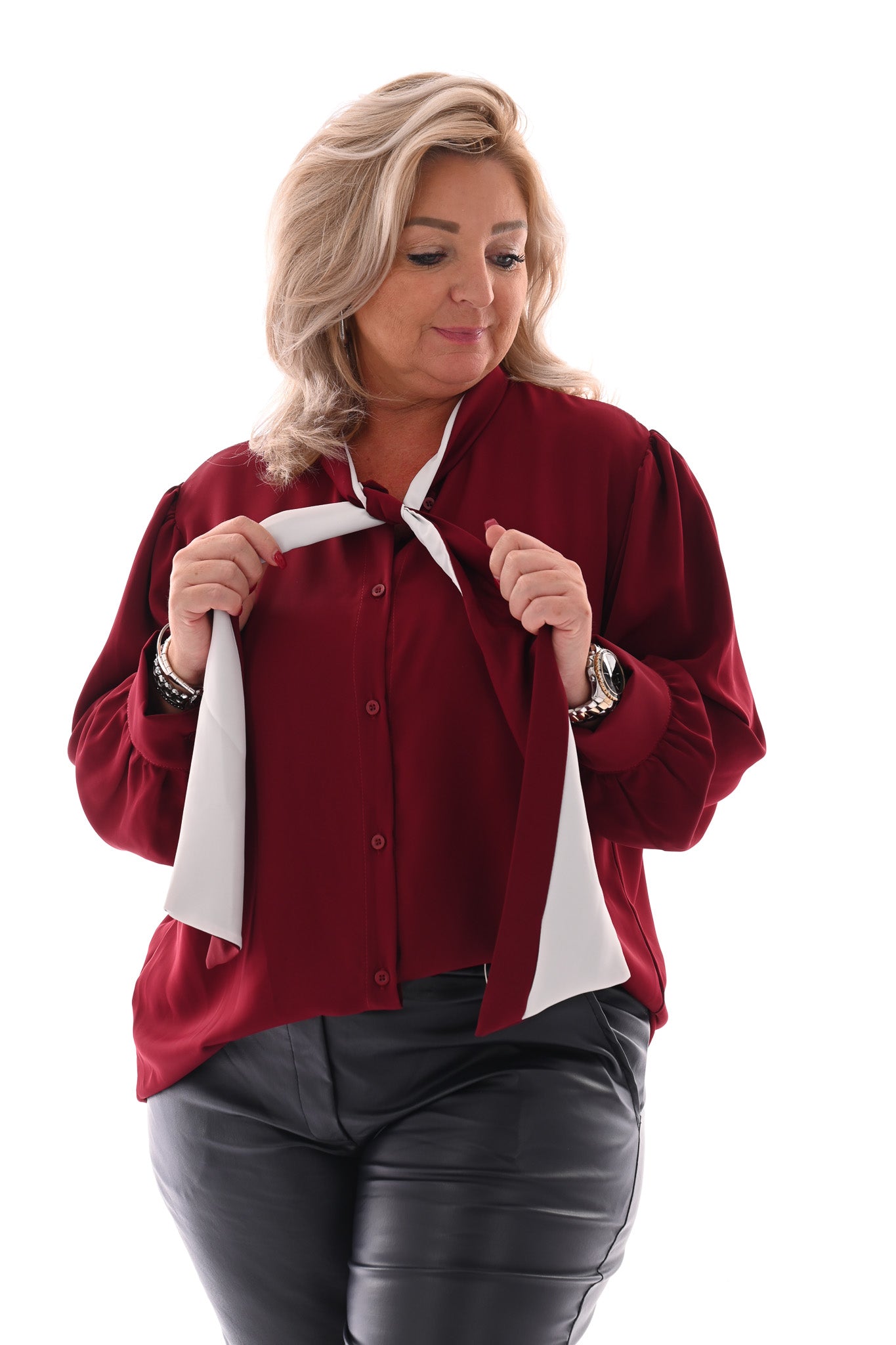 Blouse met hals strik bordeaux