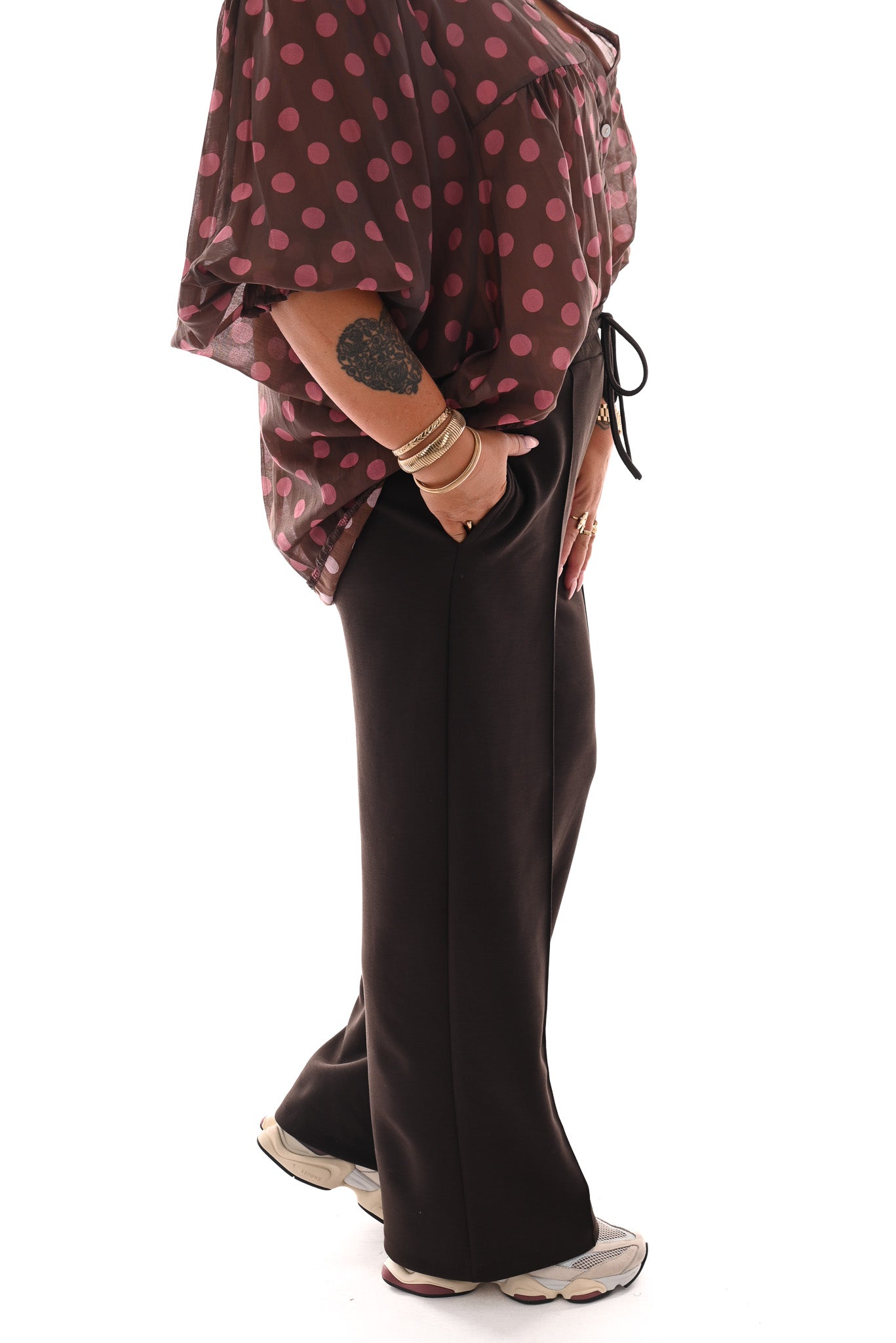 Wide leg joggingsbroek met naad donkerbruin