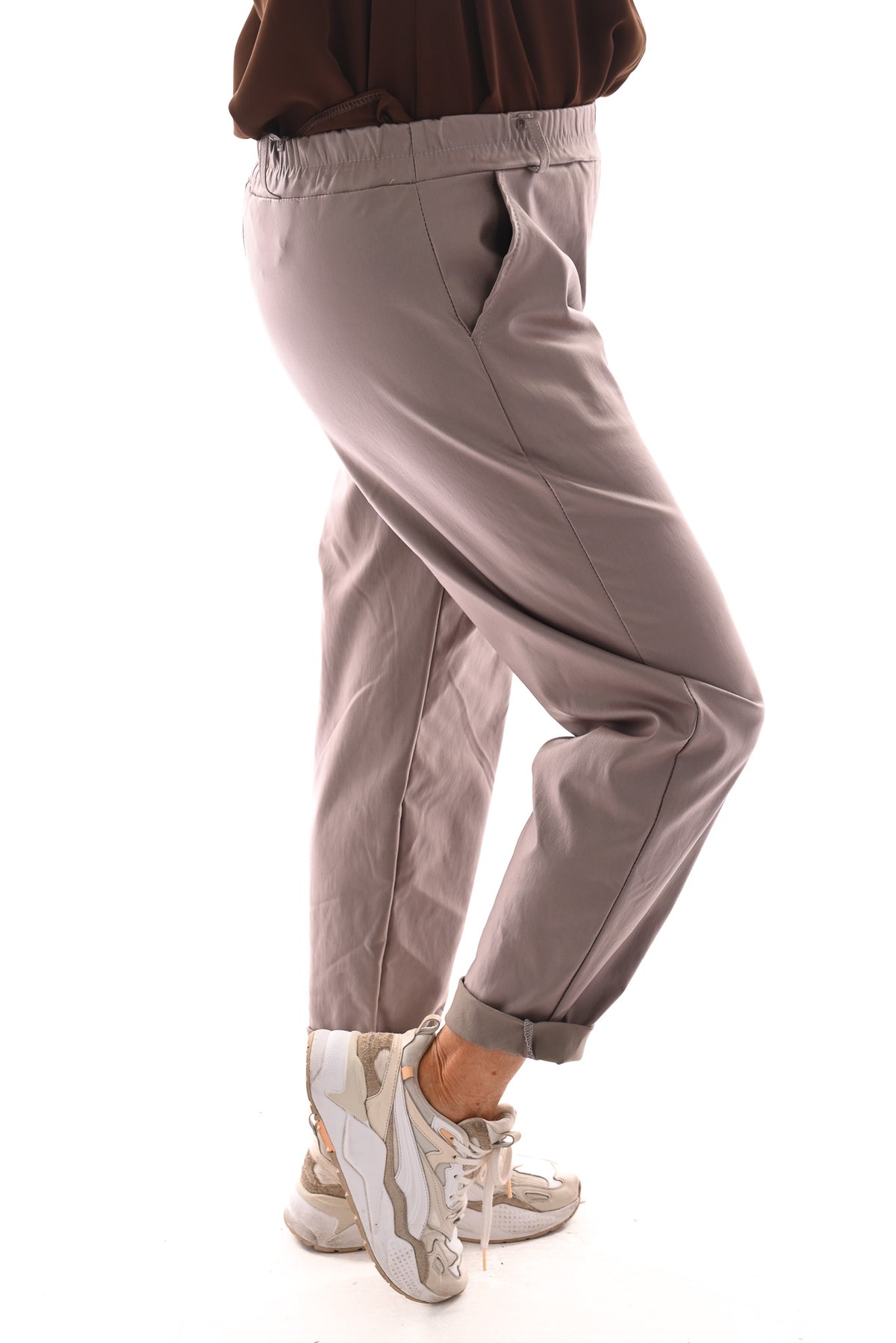 Leatherlook jogger taupe