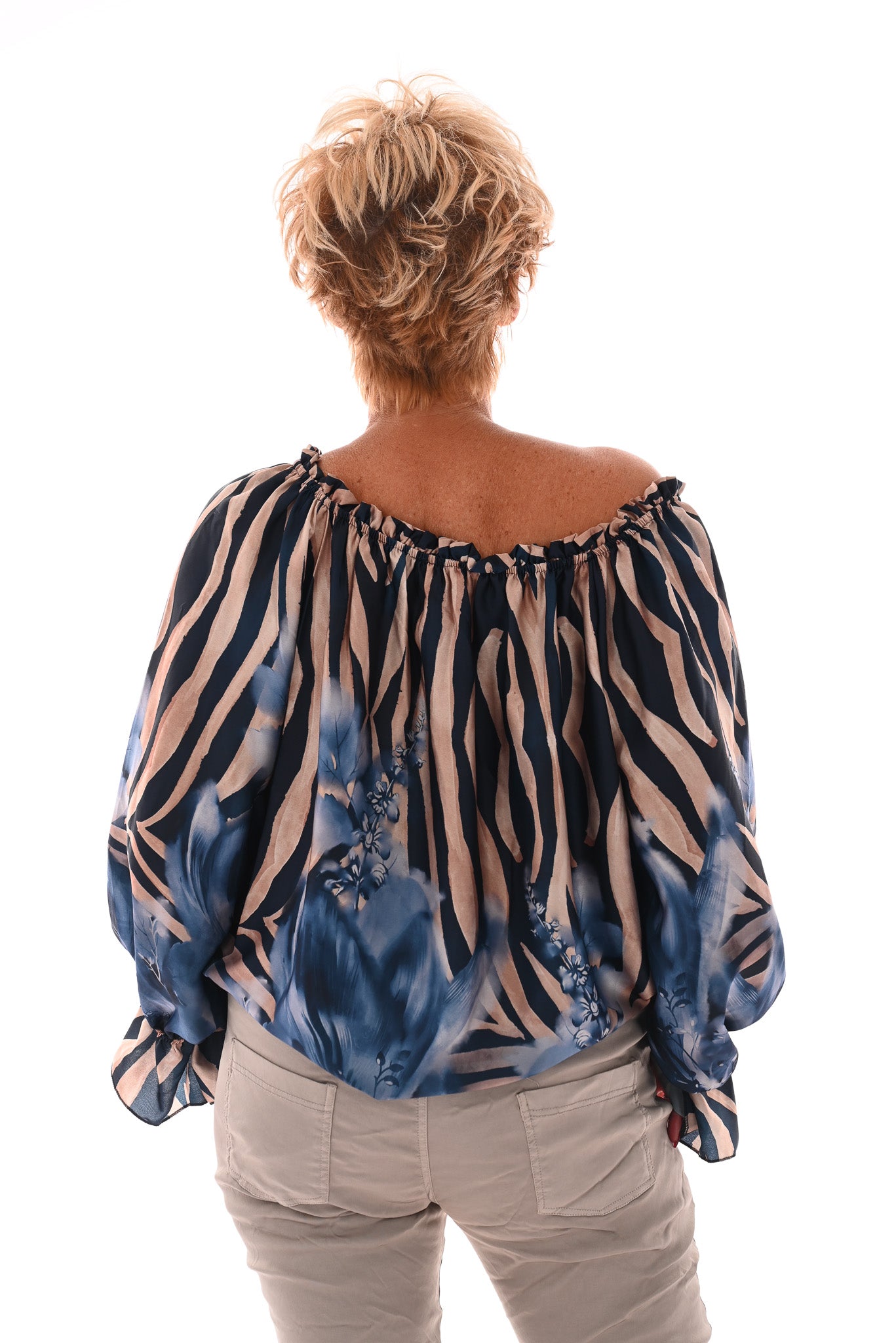 Off-shoulder top zebra en bloemen blauw