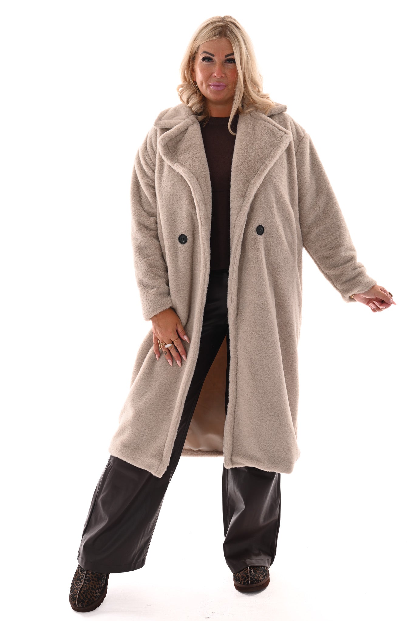 Lange faux fur manteljas creme
