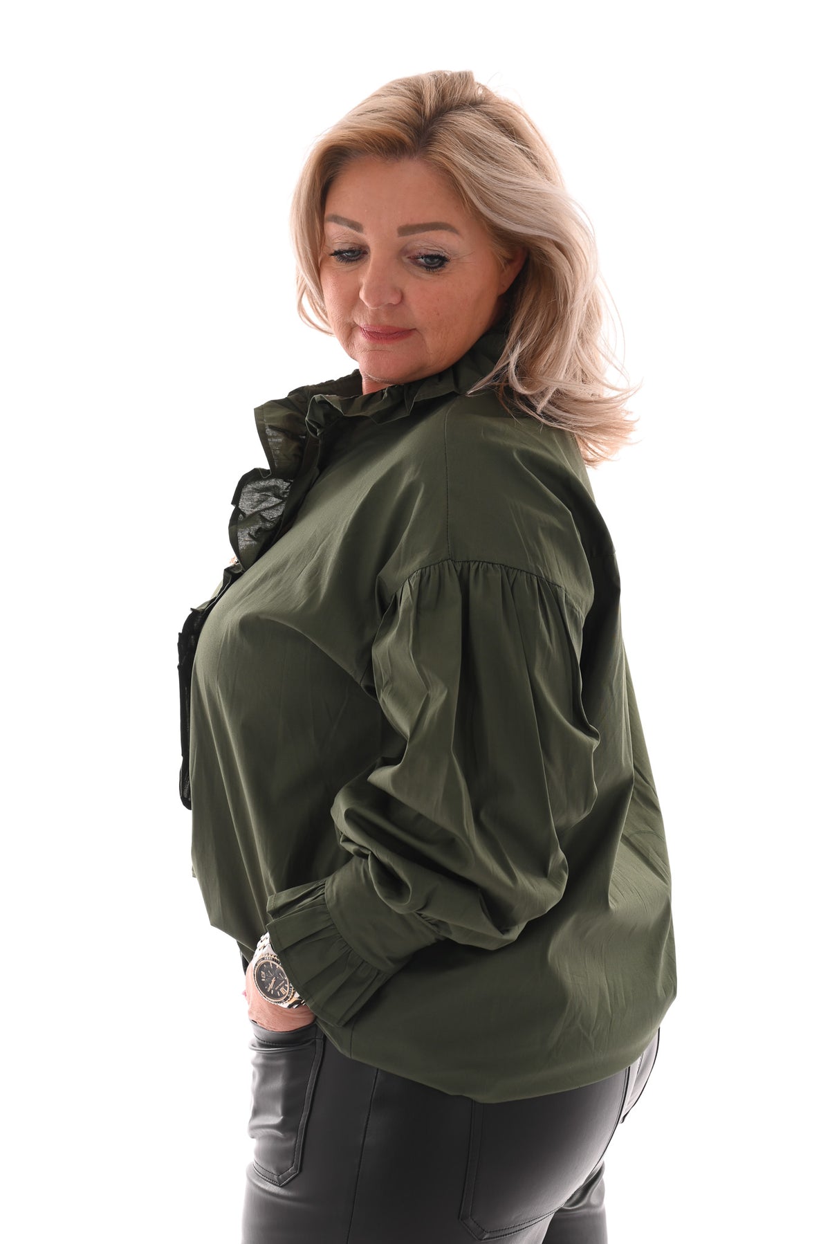 Blouse met roezelkraag legergroen