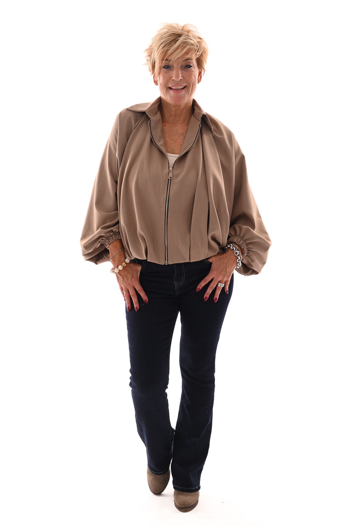 Vleermuis jasje beige