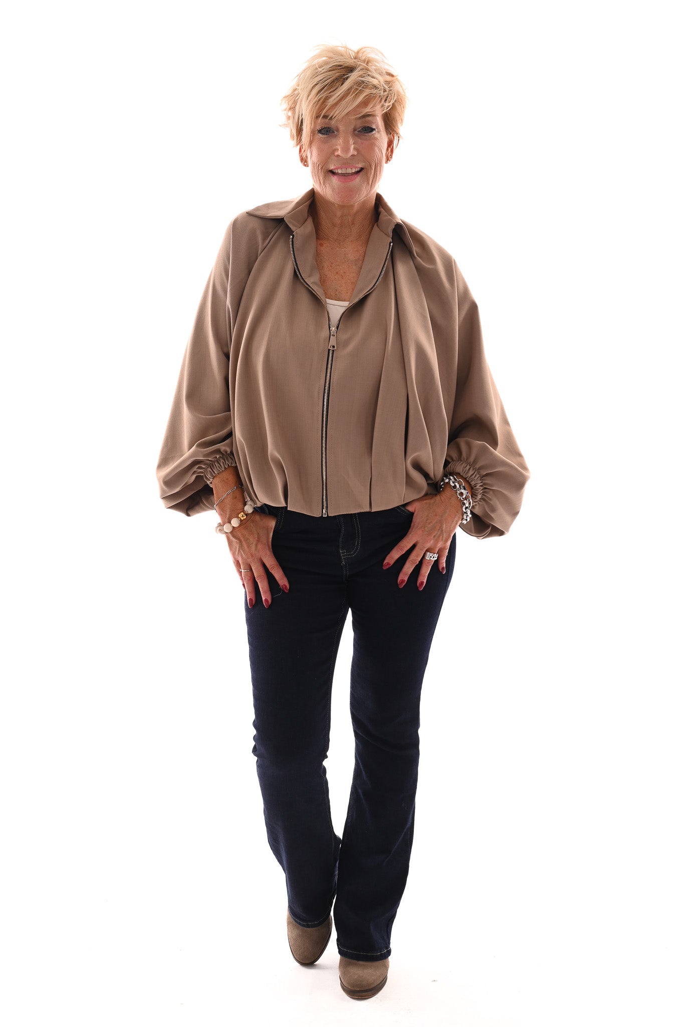 Vleermuis jasje beige