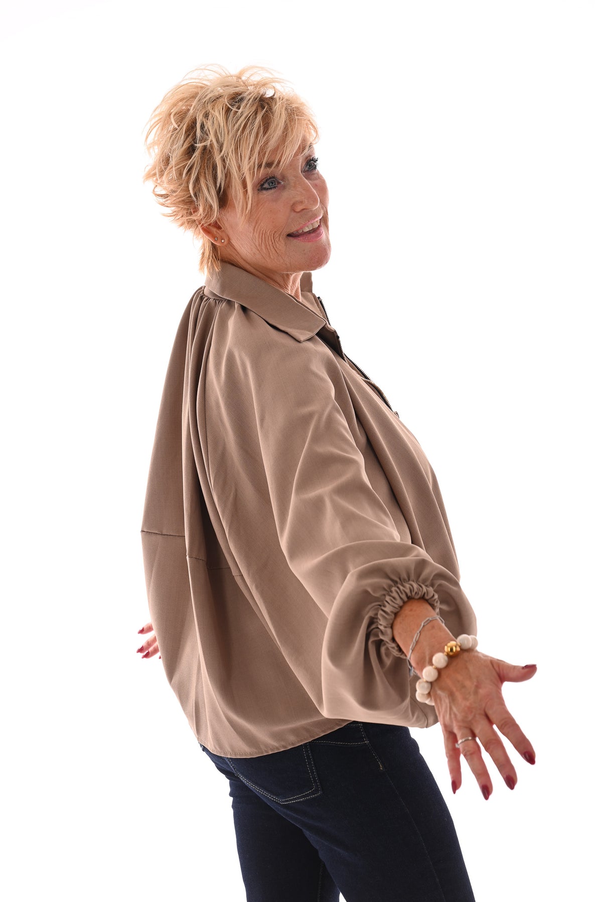 Vleermuis jasje beige