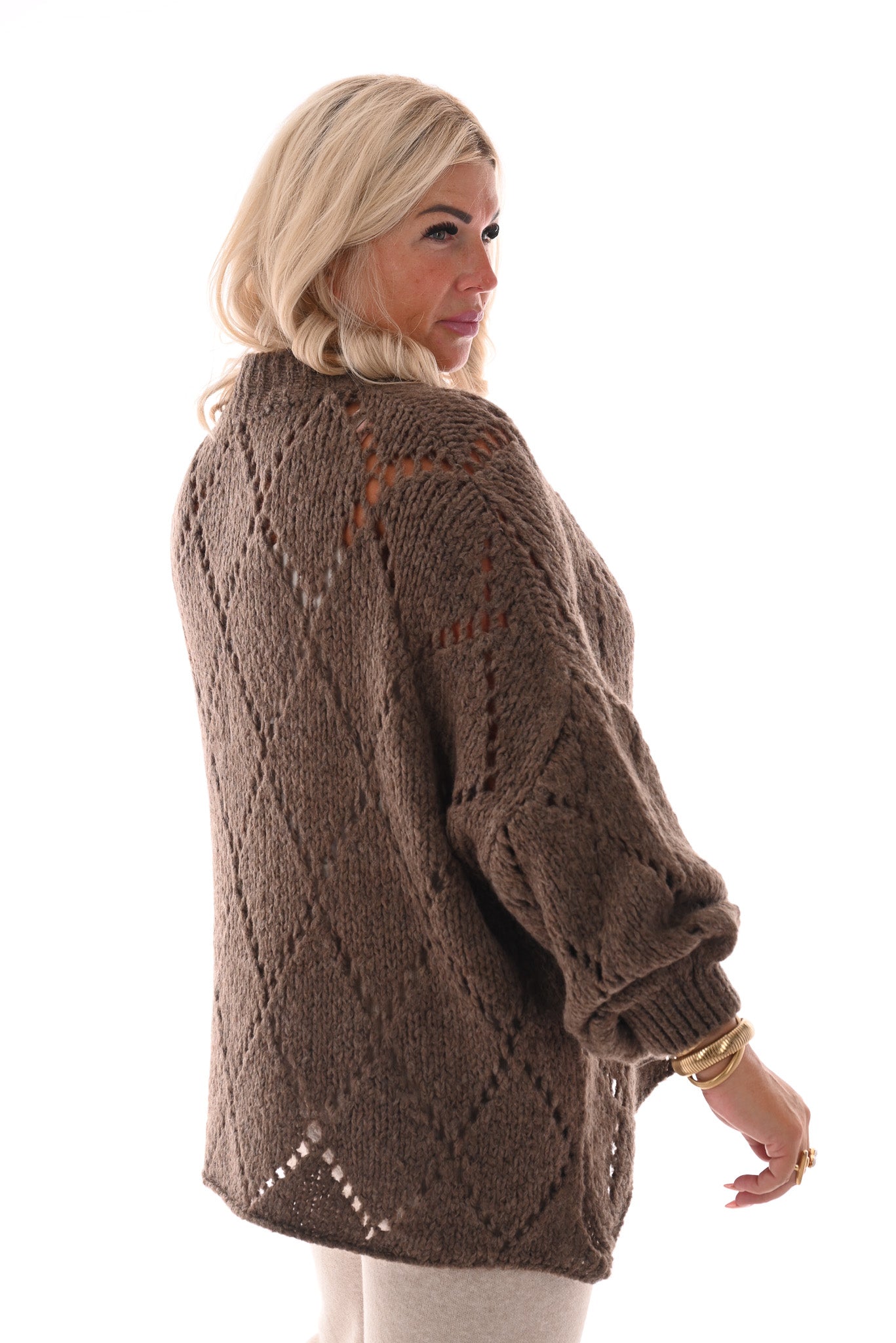 Gebreid vest ruit en knopen taupe