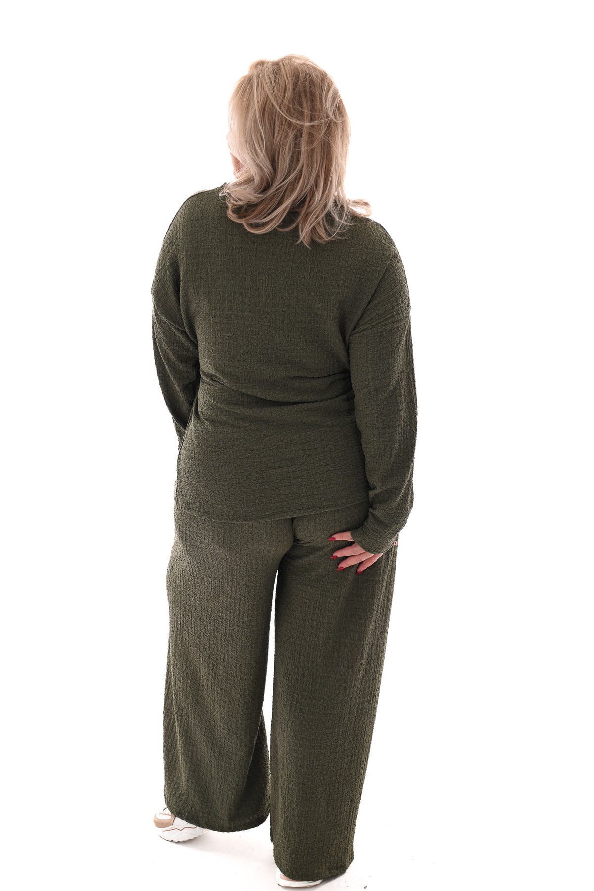 Tweedelig crepe pak met knoop lange mouwen legergroen