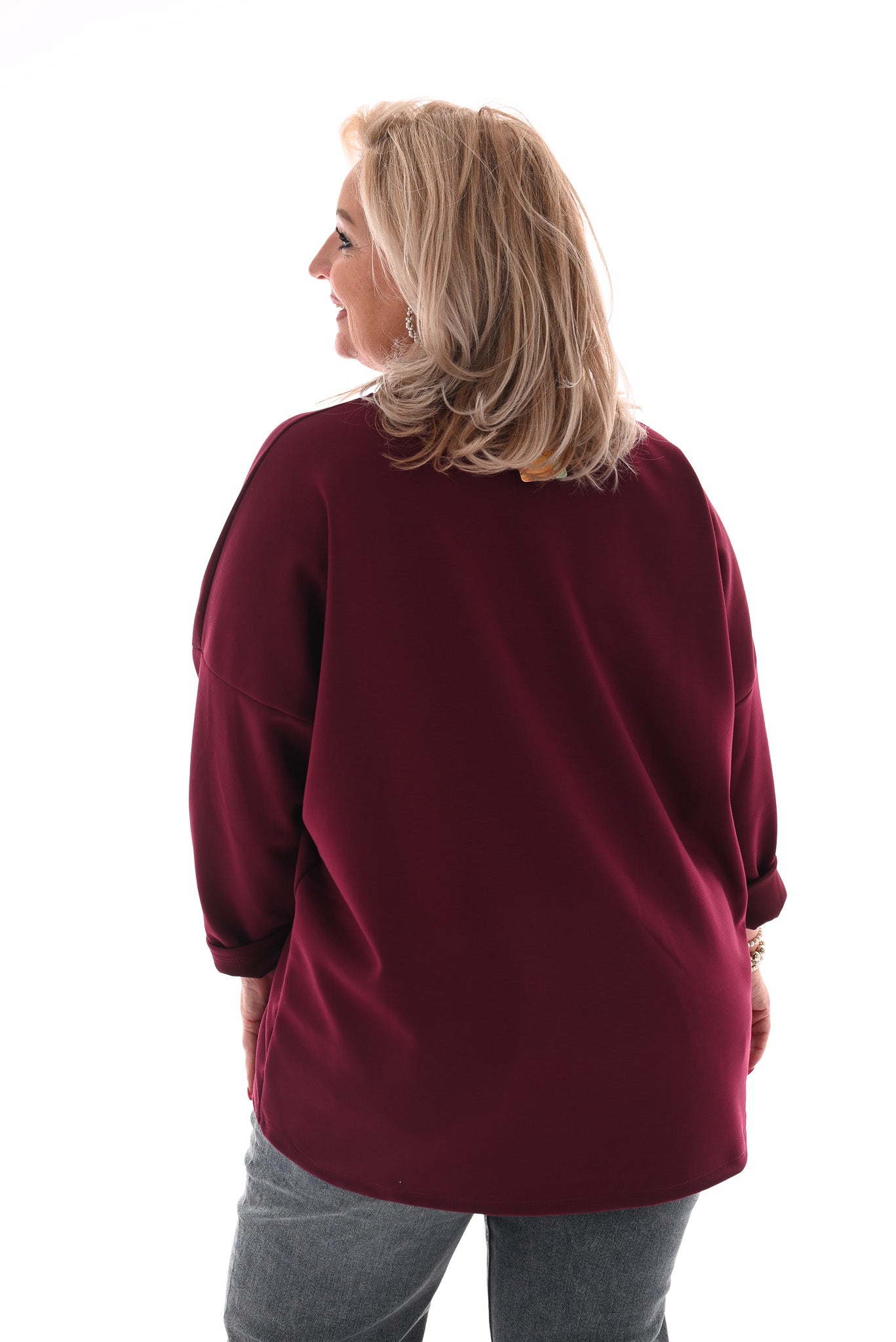 Sweater ronde panterhals met ketting bordeaux